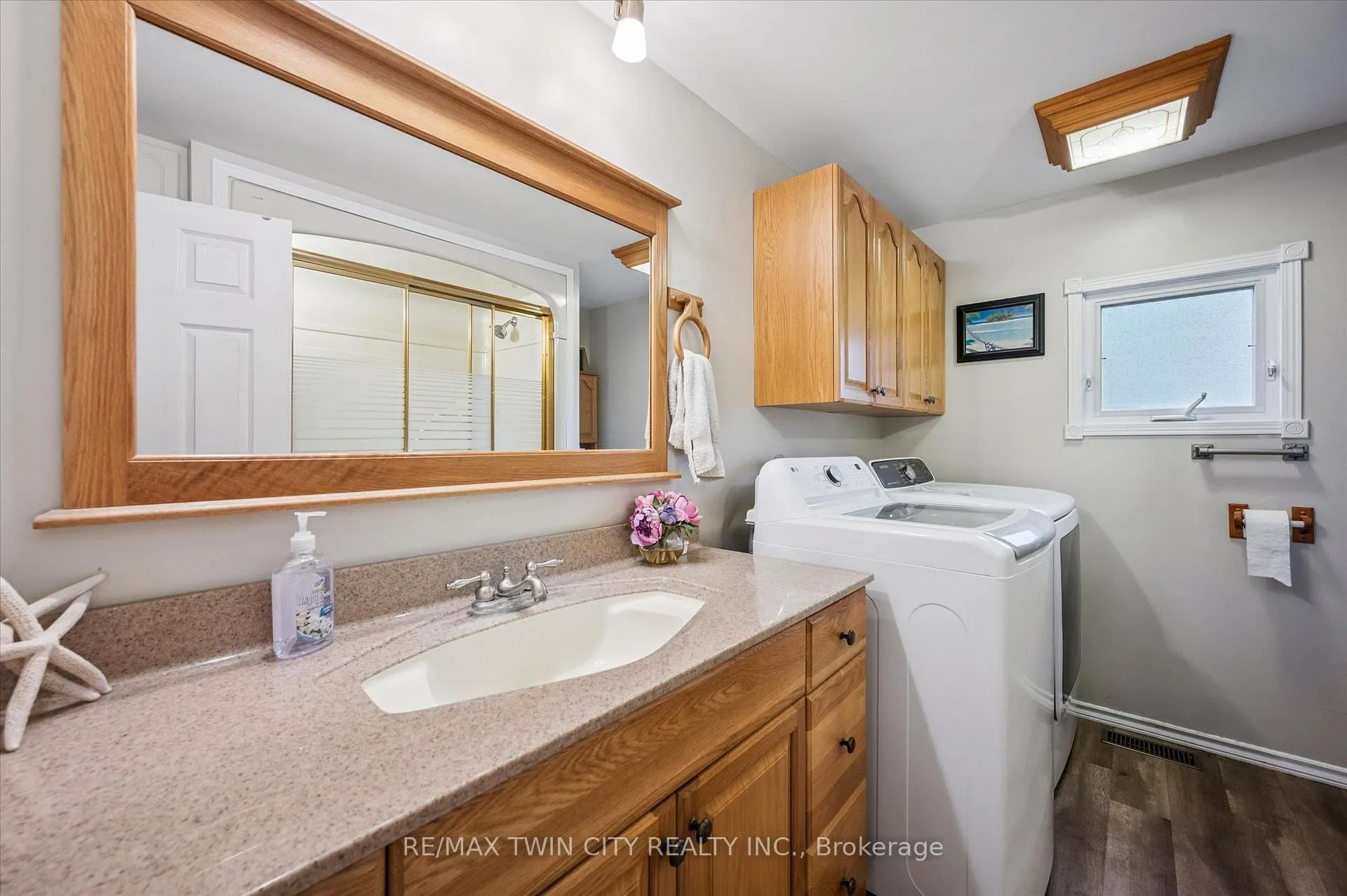 Photo 17 of 1294 8th Concession Road W, Hamilton, Rural Flamborough — HOMEH