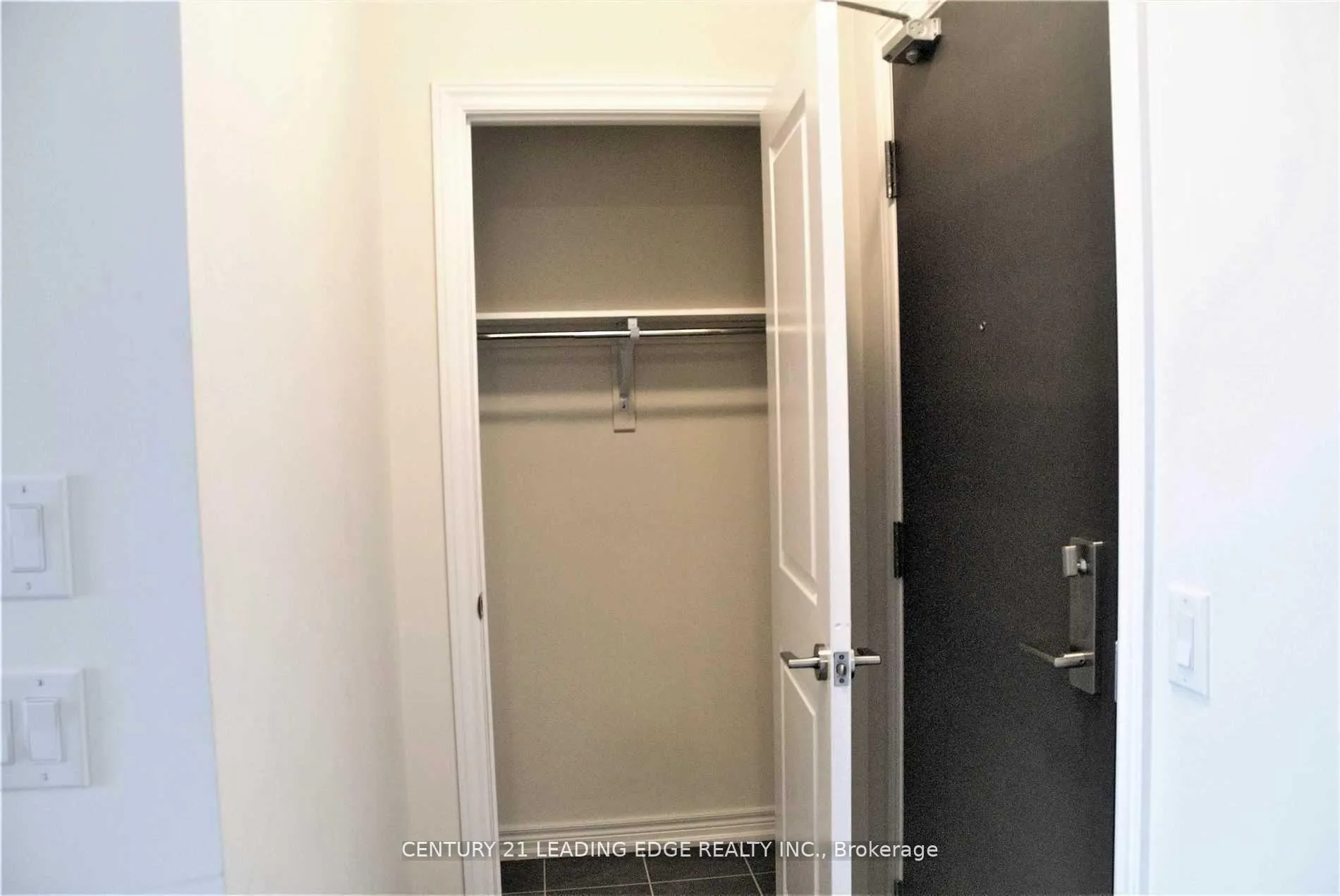 Photo 23 of Unit 305, 2375 Bronte Road W, Oakville, Westmount — HOMEH