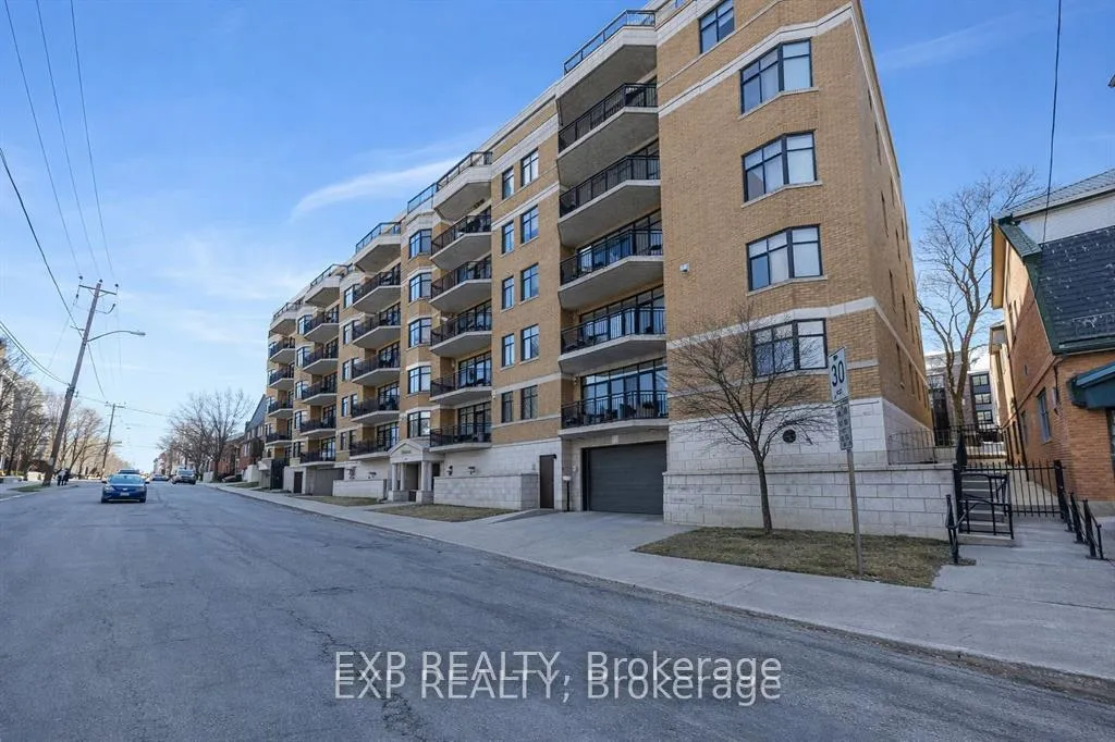 Front of Unit 209, 260 Besserer Street