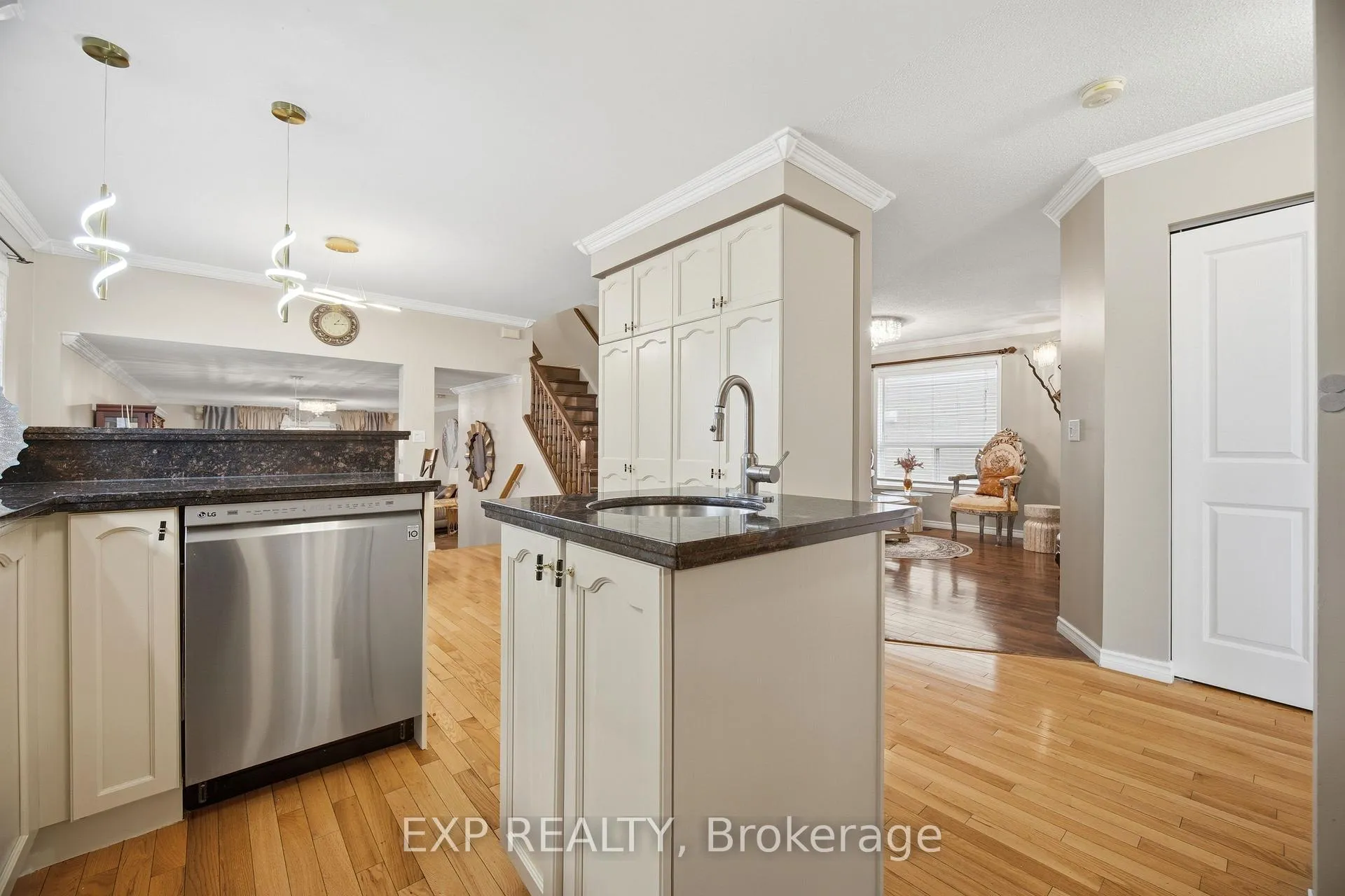 Photo 10 of Unit 1, 161 Farley Drive, Guelph, Pineridge/Westminster Woods — HOMEH