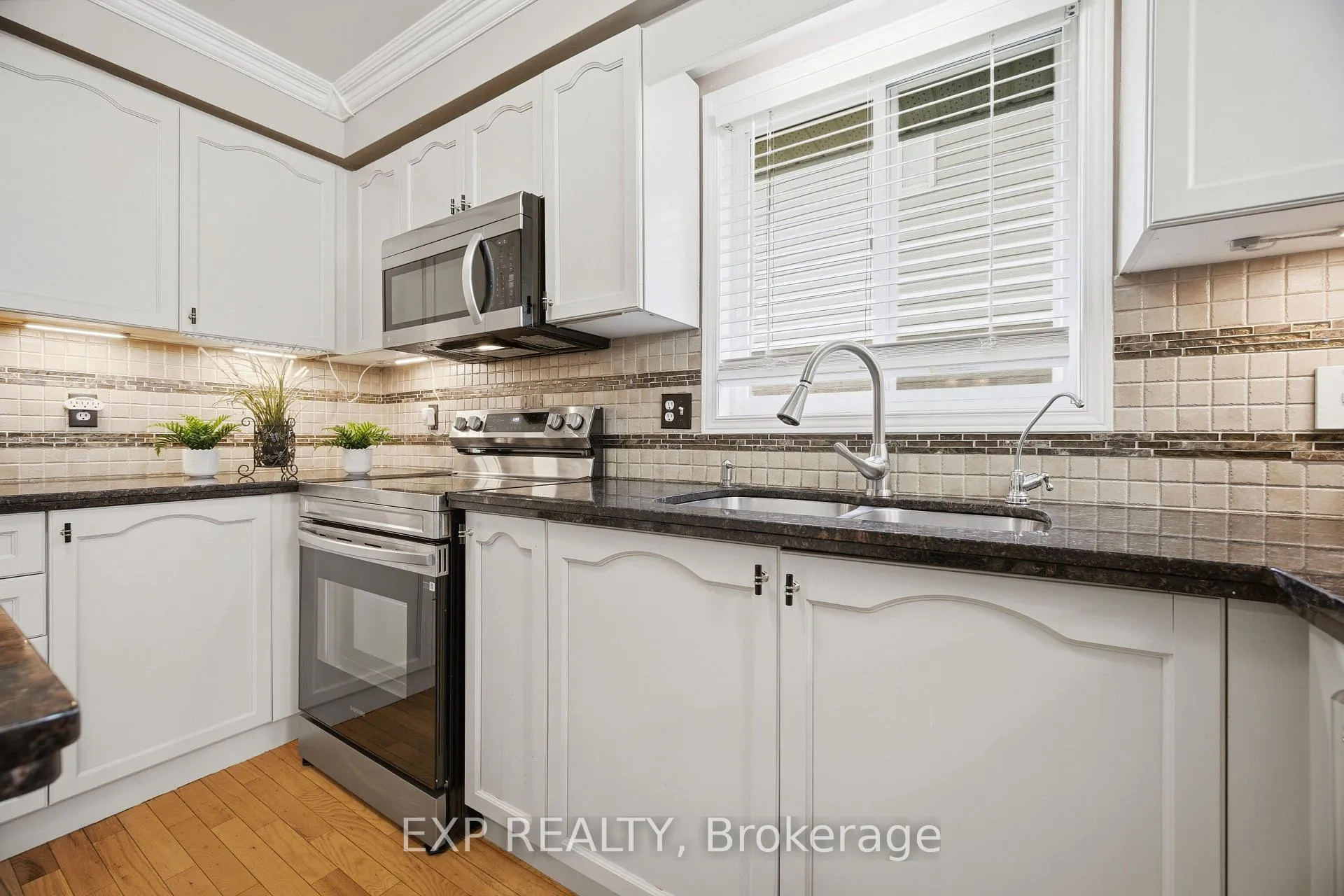 Photo 11 of Unit 1, 161 Farley Drive, Guelph, Pineridge/Westminster Woods — HOMEH