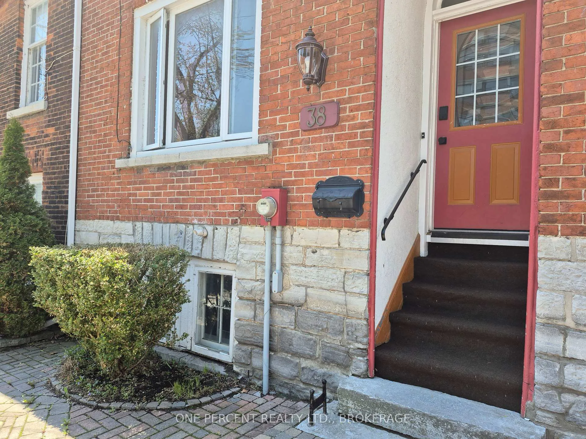 Photo 3 of 38 Lower Union Street, Kingston, Central City East — HOMEH