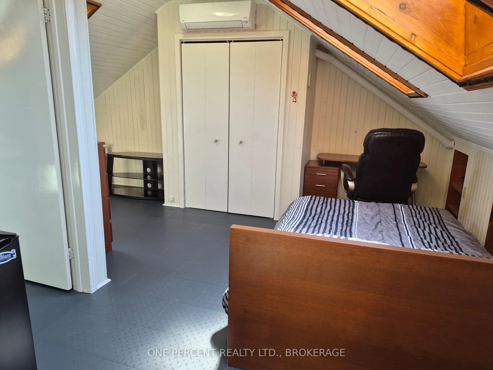 Photo 27 of 38 Lower Union Street, Kingston, Central City East — HOMEH