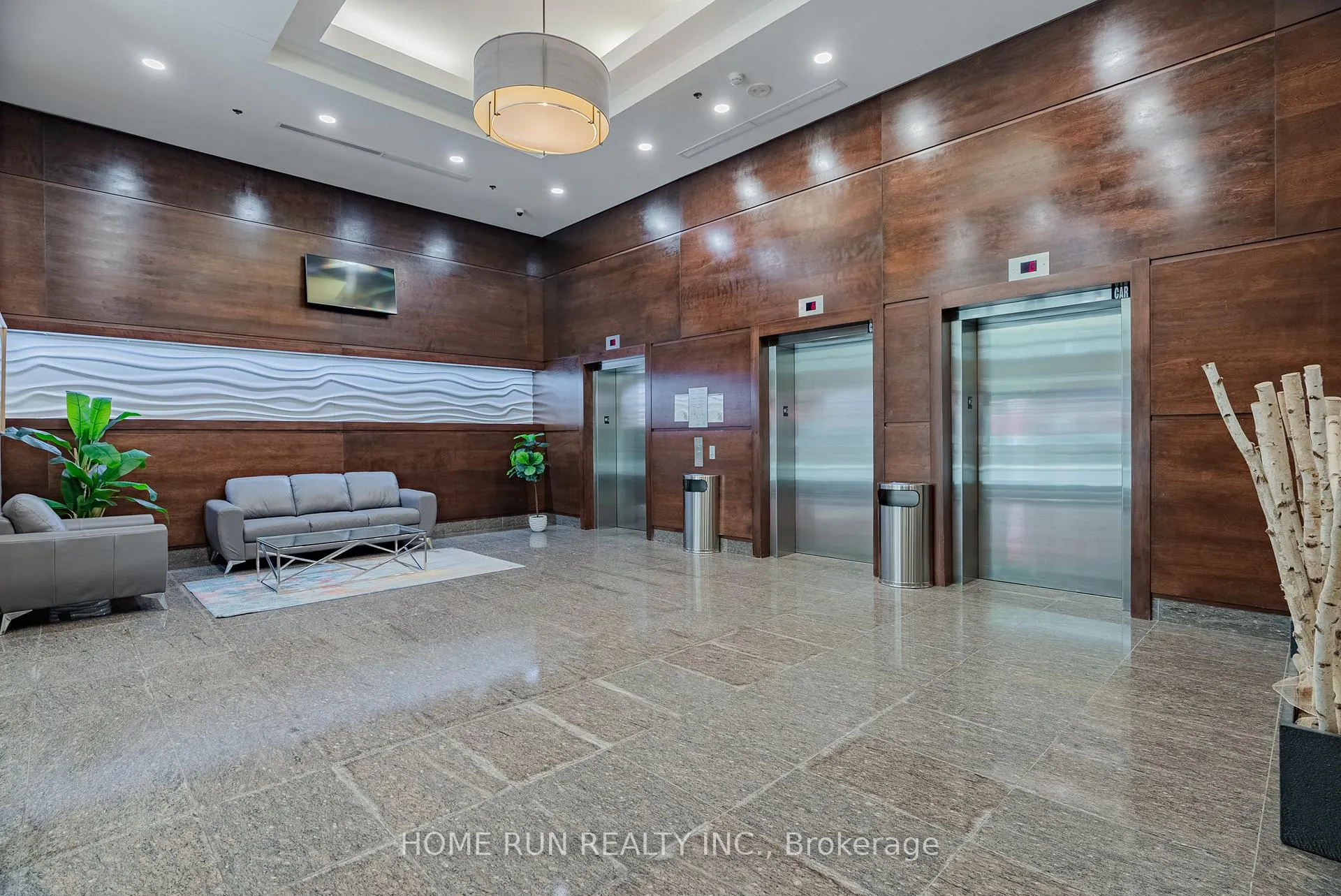 Photo 5 of Unit 714, 238 Besserer Street, Ottawa, Sandy Hill — HOMEH