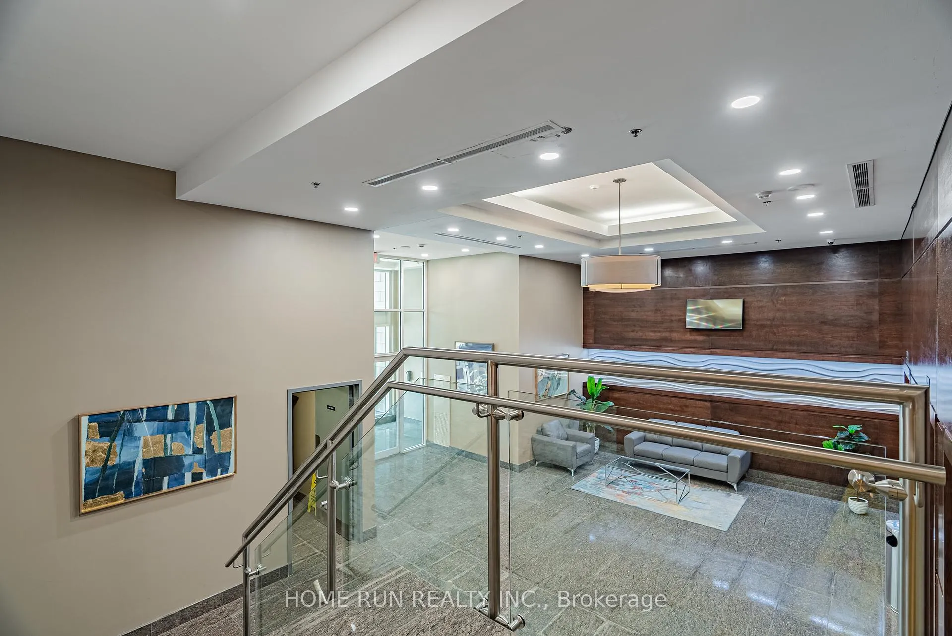 Photo 8 of Unit 714, 238 Besserer Street, Ottawa, Sandy Hill — HOMEH