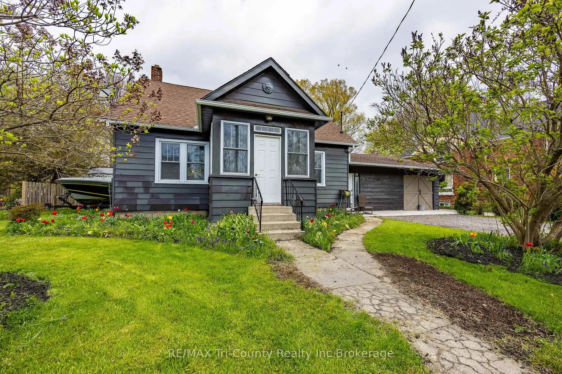 Photo 1 of 33 Wellington Street, Bayham, Port Burwell — HOMEH