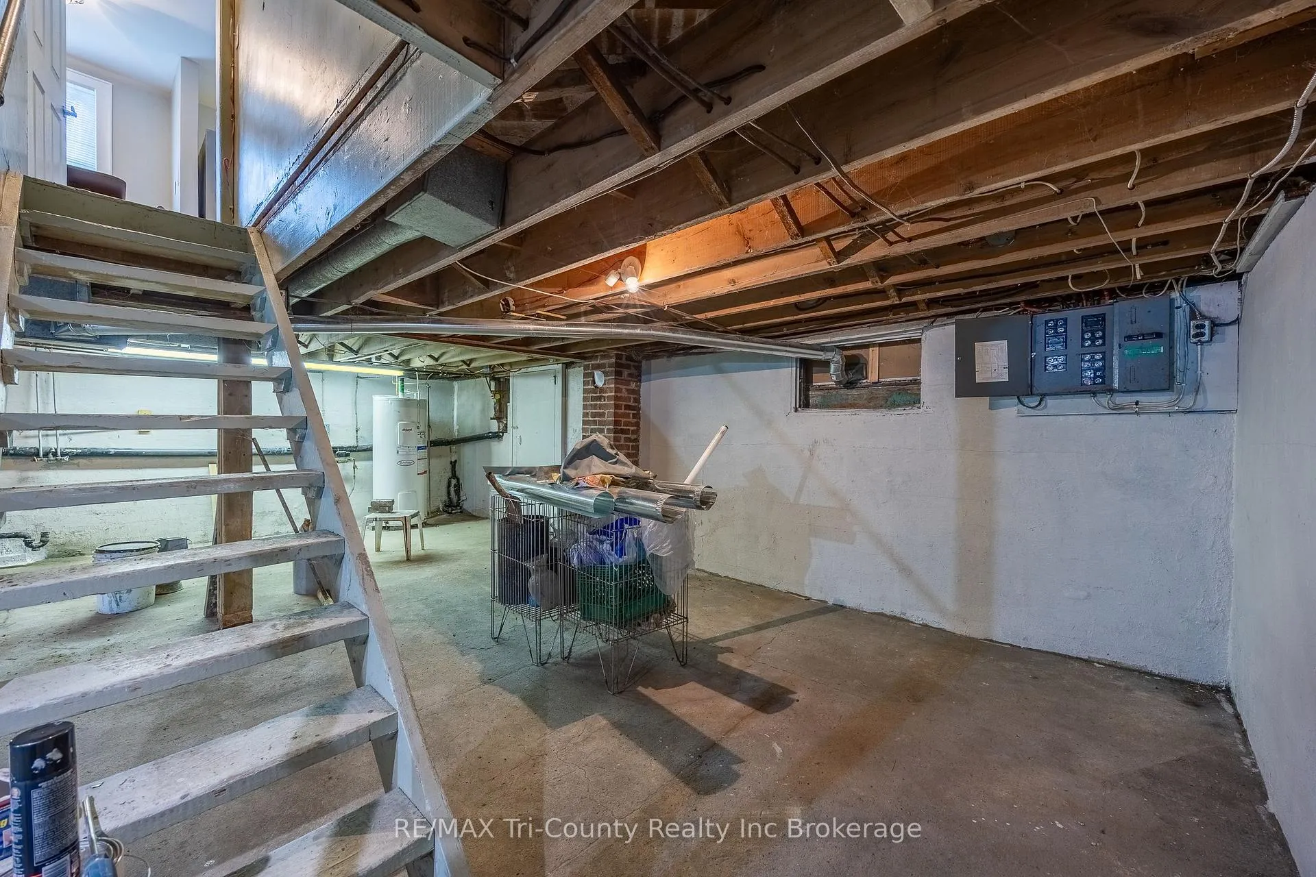 Photo 23 of 33 Wellington Street, Bayham, Port Burwell — HOMEH