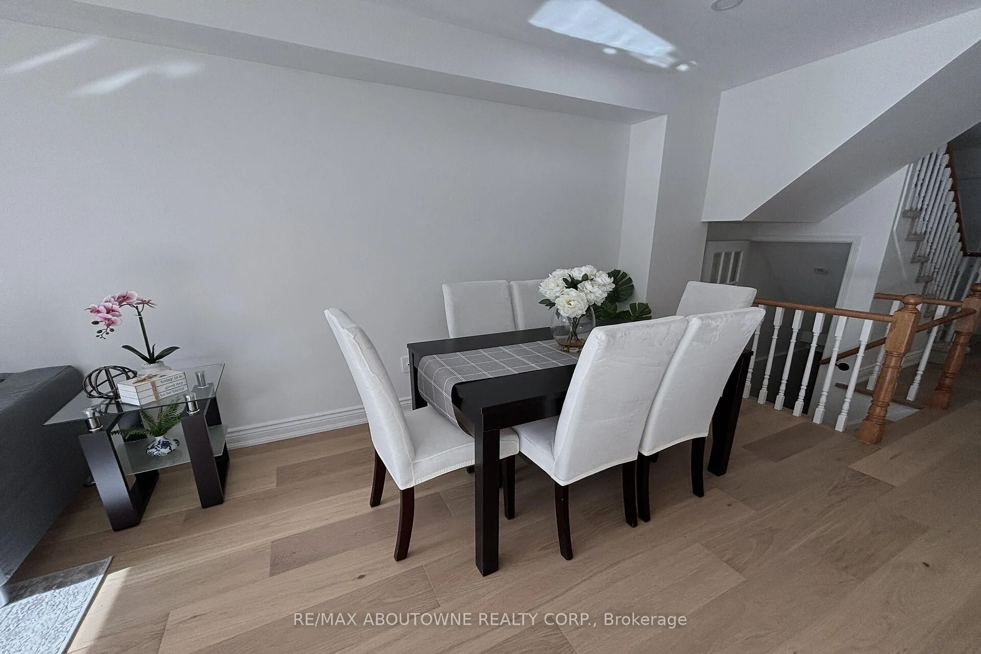 Photo 22 of 1114 Lindsay Drive, Oakville, Glen Abbey — HOMEH