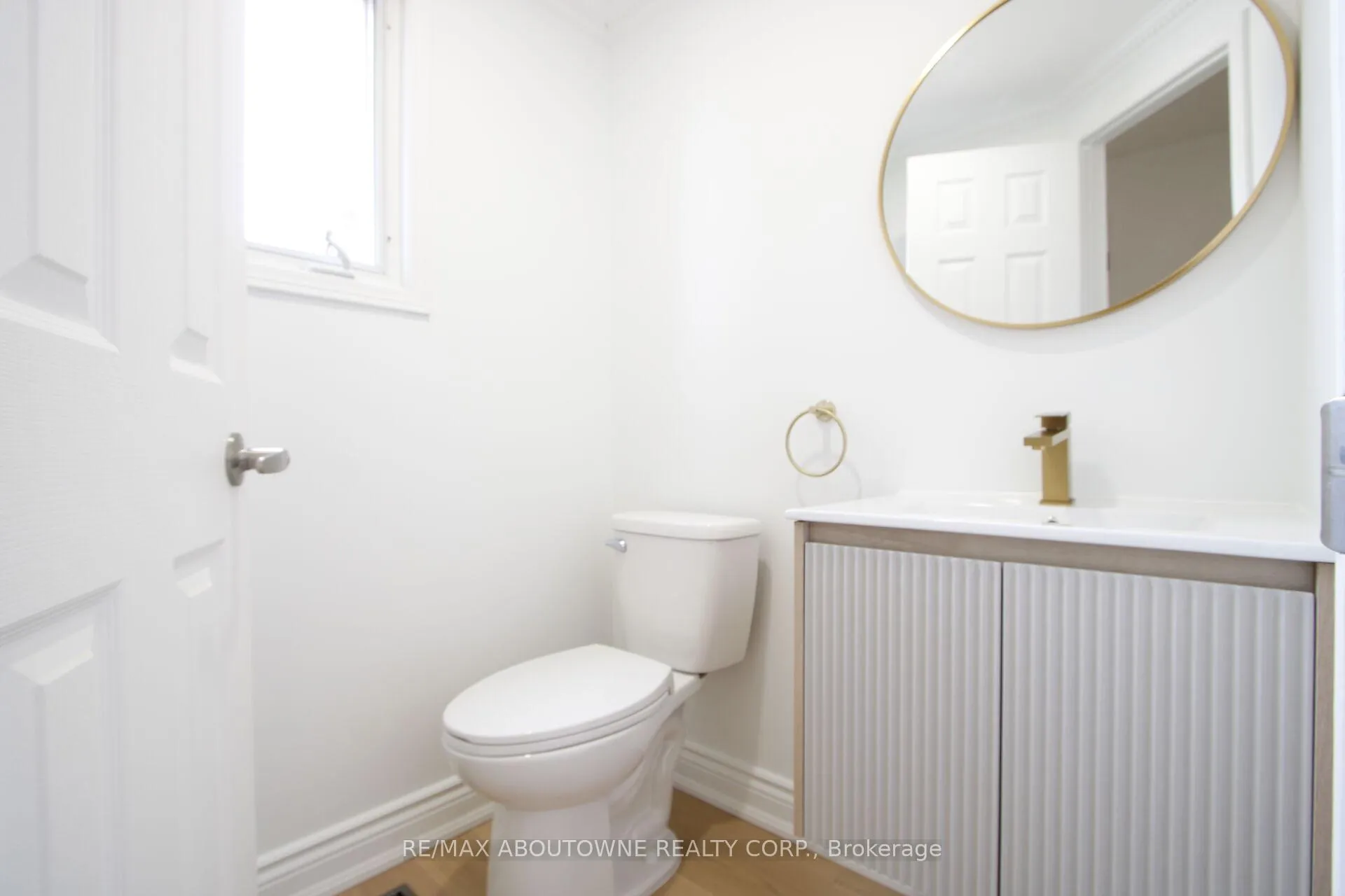 Photo 23 of 1114 Lindsay Drive, Oakville, Glen Abbey — HOMEH