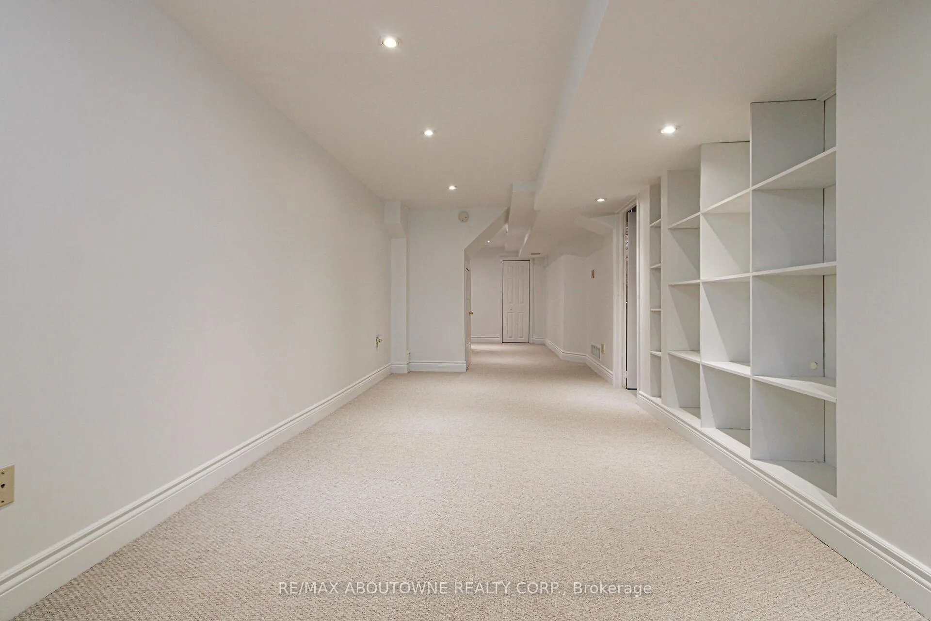 Photo 29 of 1114 Lindsay Drive, Oakville, Glen Abbey — HOMEH