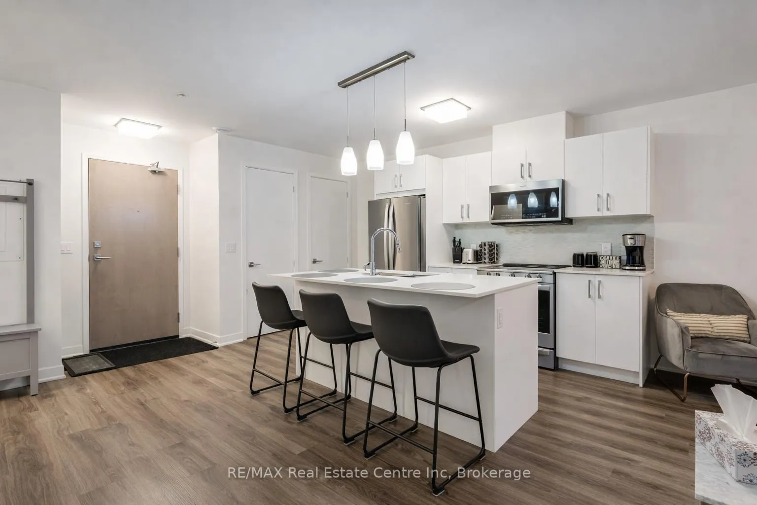 Photo 1 of Unit 501, 479 Charlton Avenue E, Hamilton, Stinson — HOMEH