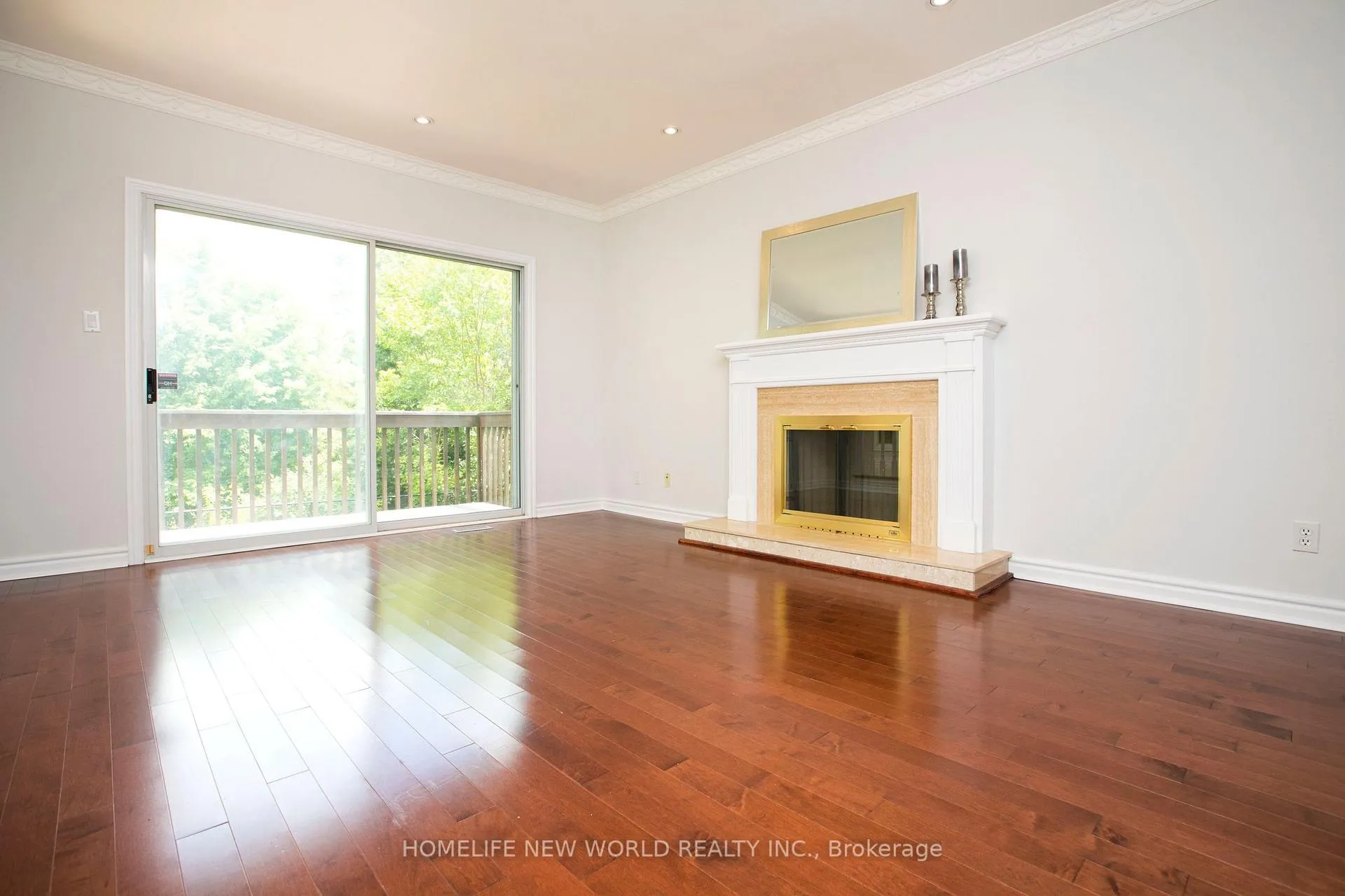 Photo 8 of 27 John Stiver Crescent, Markham, Buttonville — HOMEH