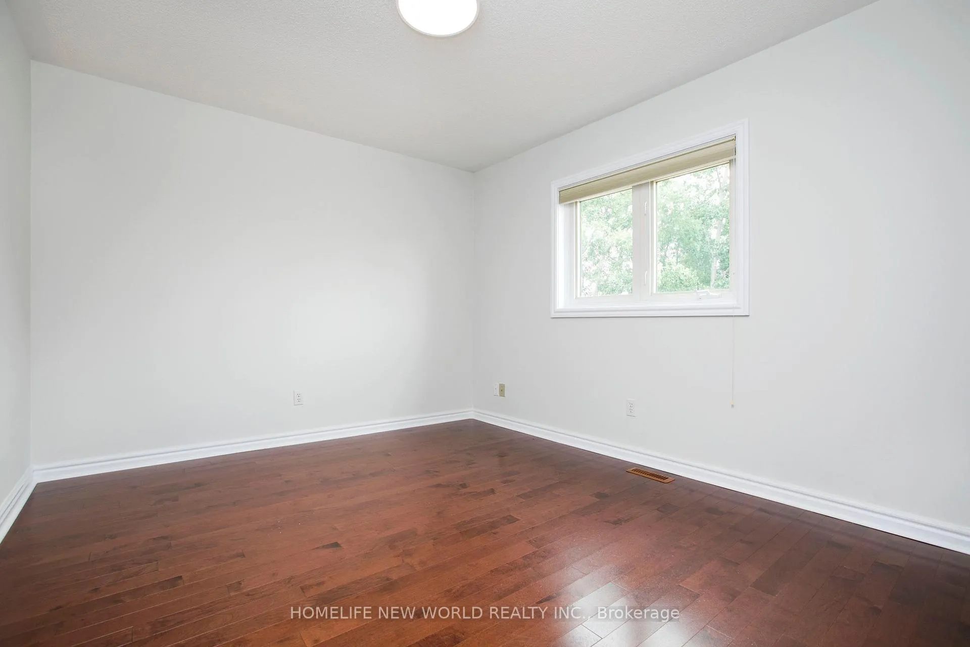 Photo 13 of 27 John Stiver Crescent, Markham, Buttonville — HOMEH