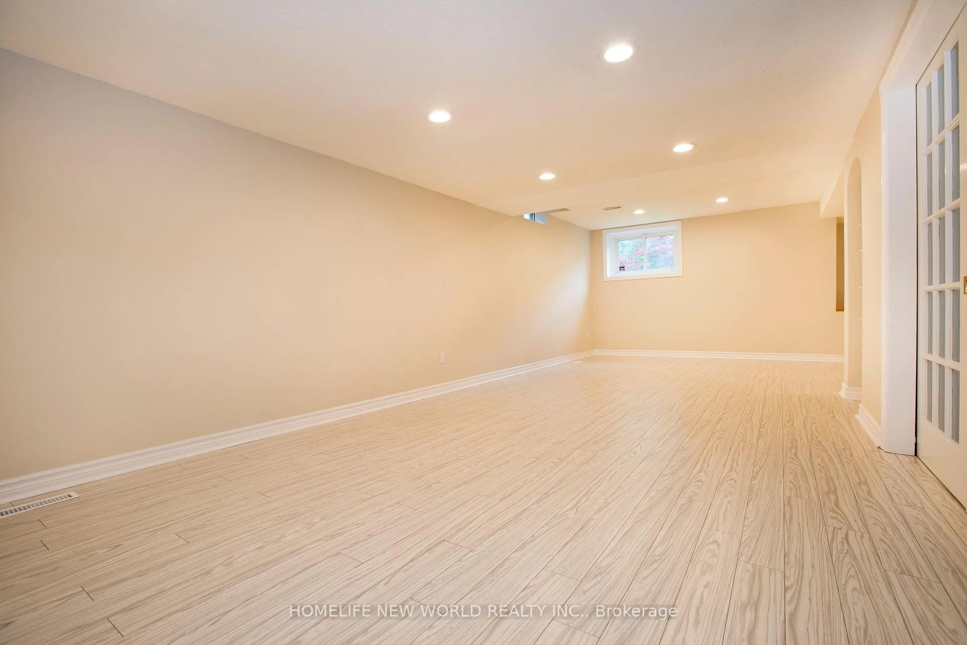 Photo 21 of 27 John Stiver Crescent, Markham, Buttonville — HOMEH