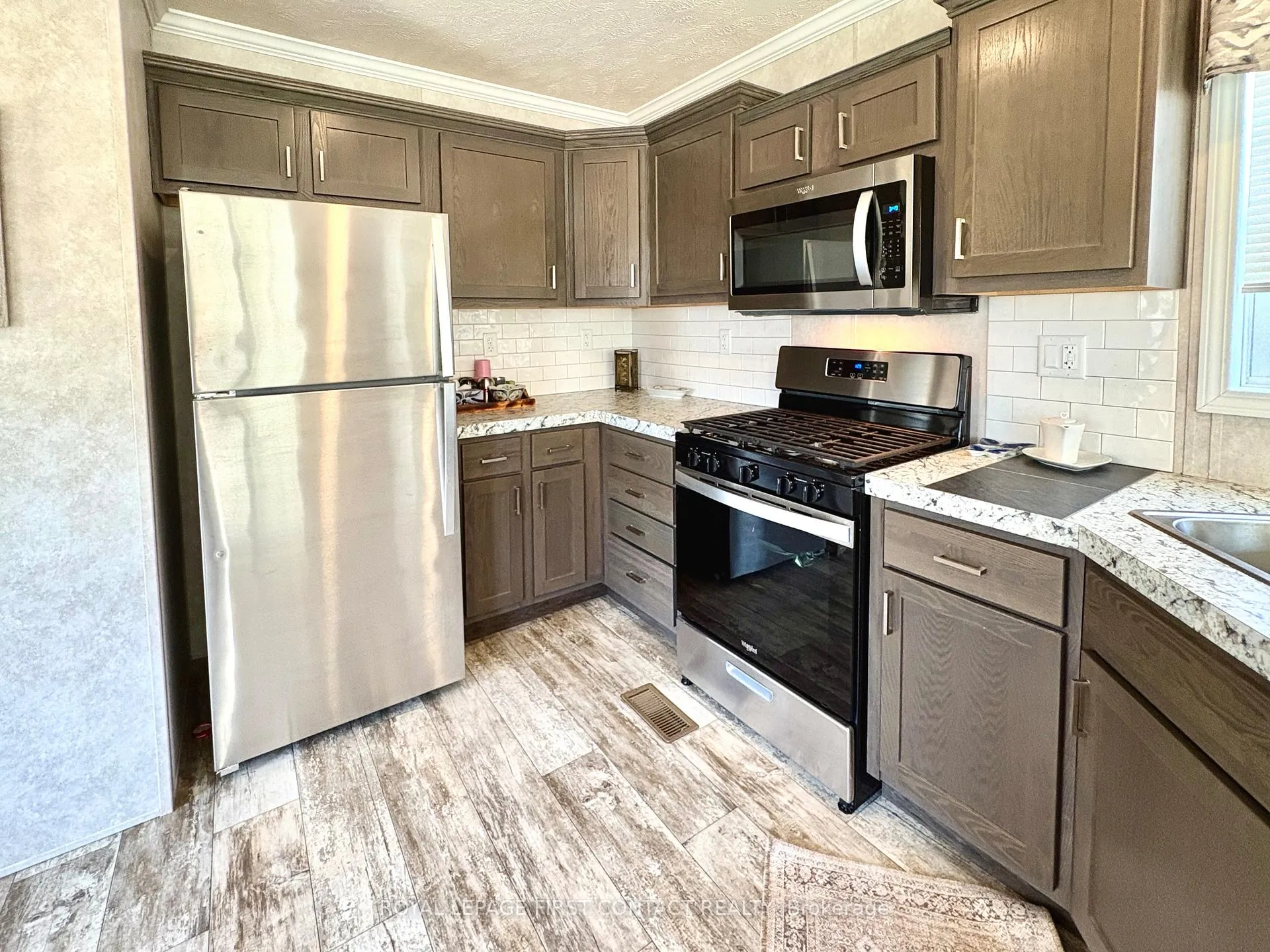 Photo 6 of 40 Shamrock Crescent, Essa, Rural Essa — HOMEH