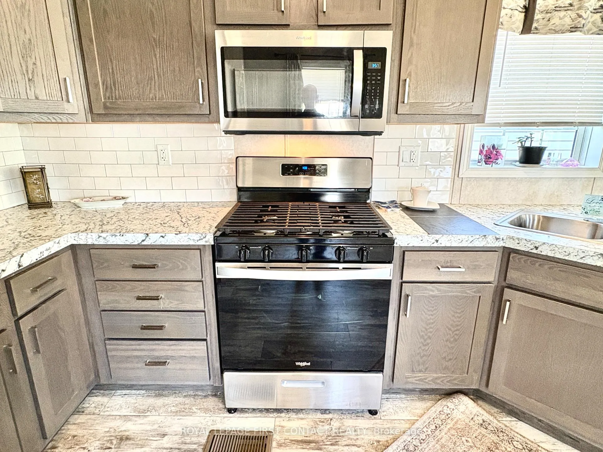 Photo 10 of 40 Shamrock Crescent, Essa, Rural Essa — HOMEH