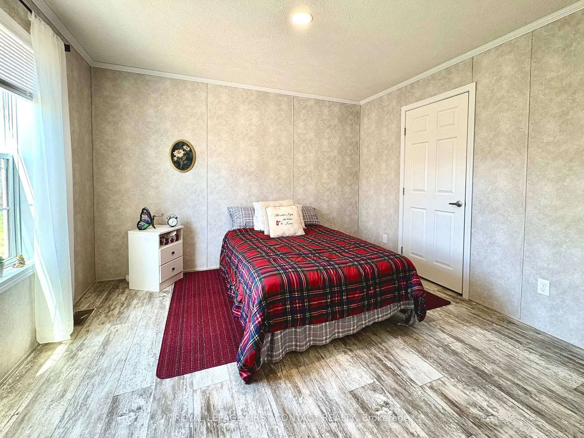 Photo 16 of 40 Shamrock Crescent, Essa, Rural Essa — HOMEH