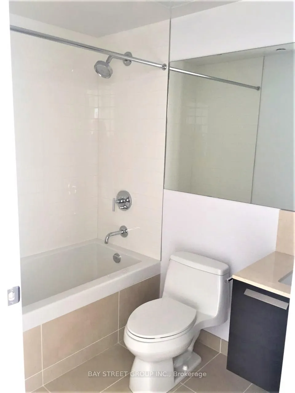 Photo 5 of Unit 3502, 42 Charles Street, Toronto, Church-Yonge Corridor — HOMEH
