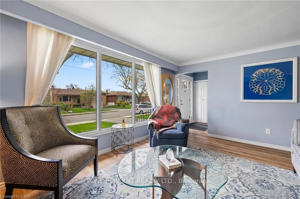 Photo 7 of 42 Atwater Crescent, Hamilton, Rolston — HOMEH