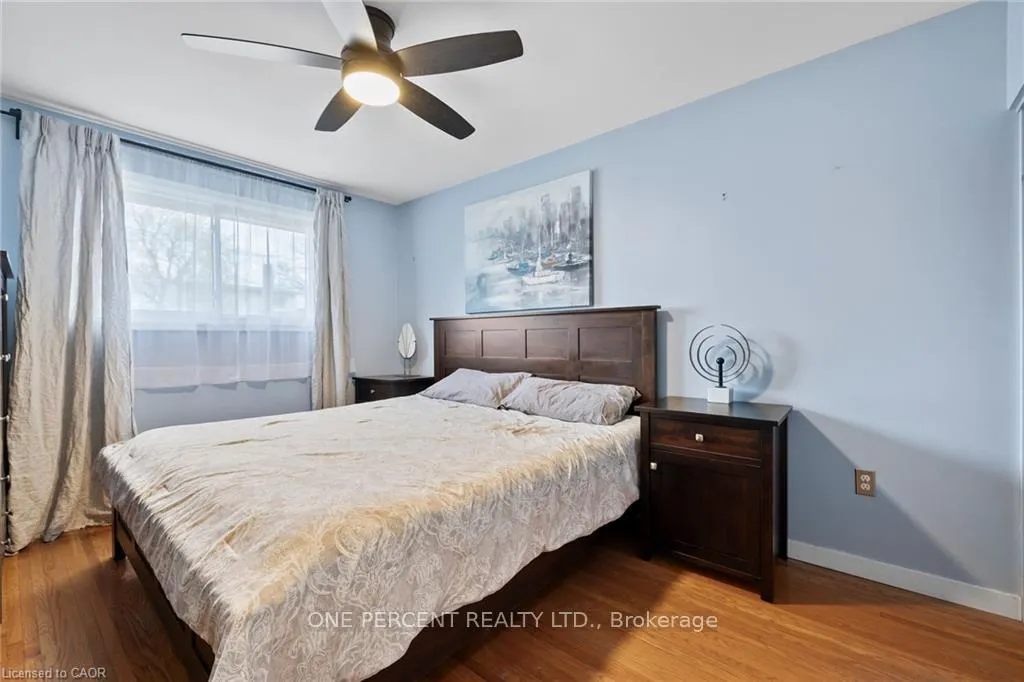 Photo 10 of 42 Atwater Crescent, Hamilton, Rolston — HOMEH