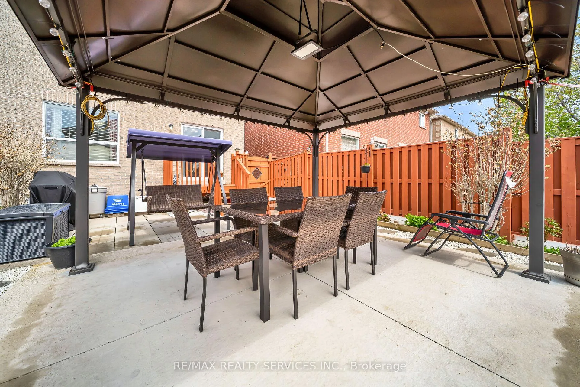 Photo 37 of 82 Footbridge Crescent, Brampton, Sandringham-Wellington — HOMEH