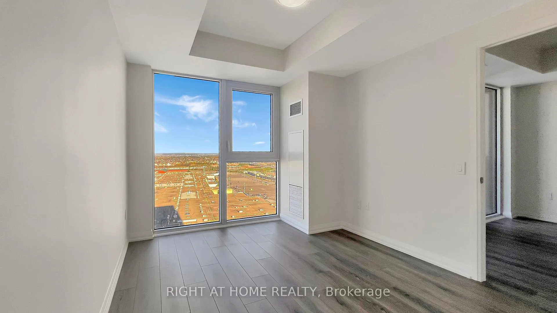 Photo 10 of Unit 2219, 9000 Jane Street, Vaughan, Vellore Village — HOMEH