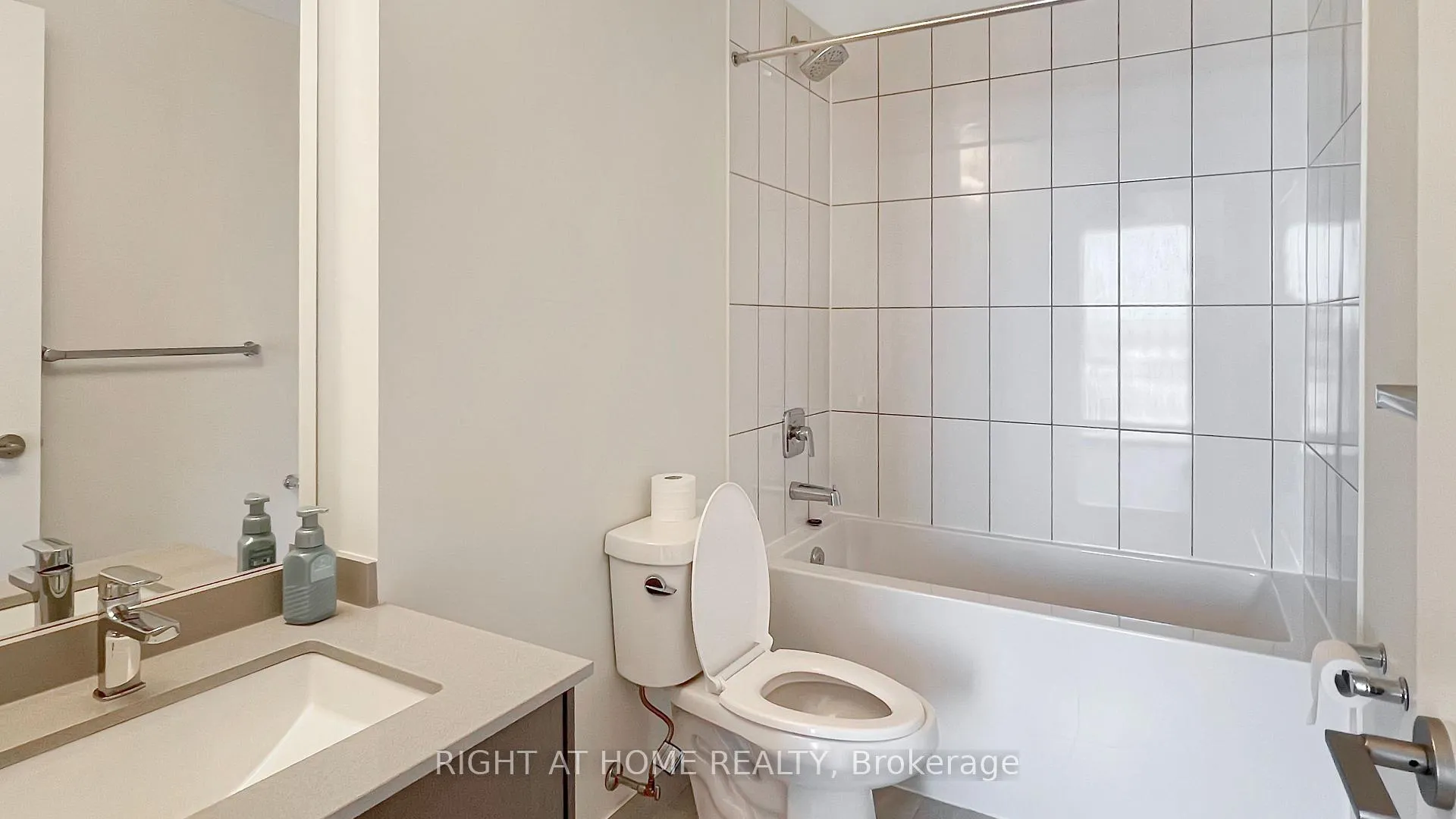 Photo 11 of Unit 2219, 9000 Jane Street, Vaughan, Vellore Village — HOMEH