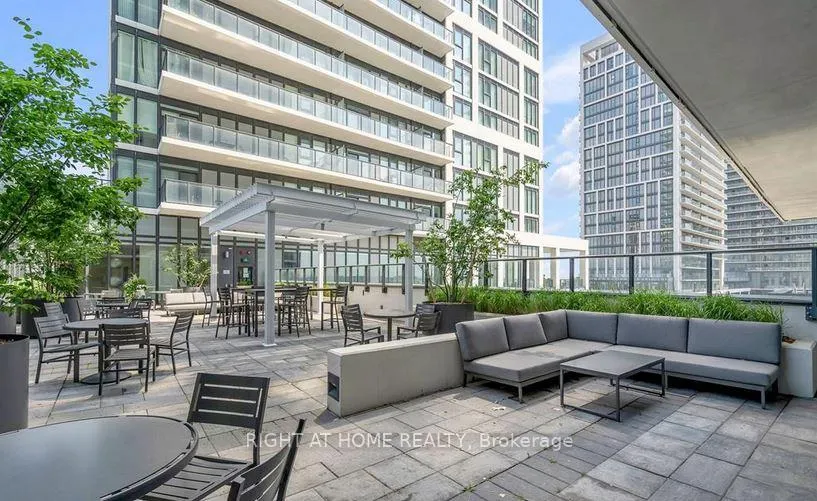 Photo 18 of Unit 2219, 9000 Jane Street, Vaughan, Vellore Village — HOMEH