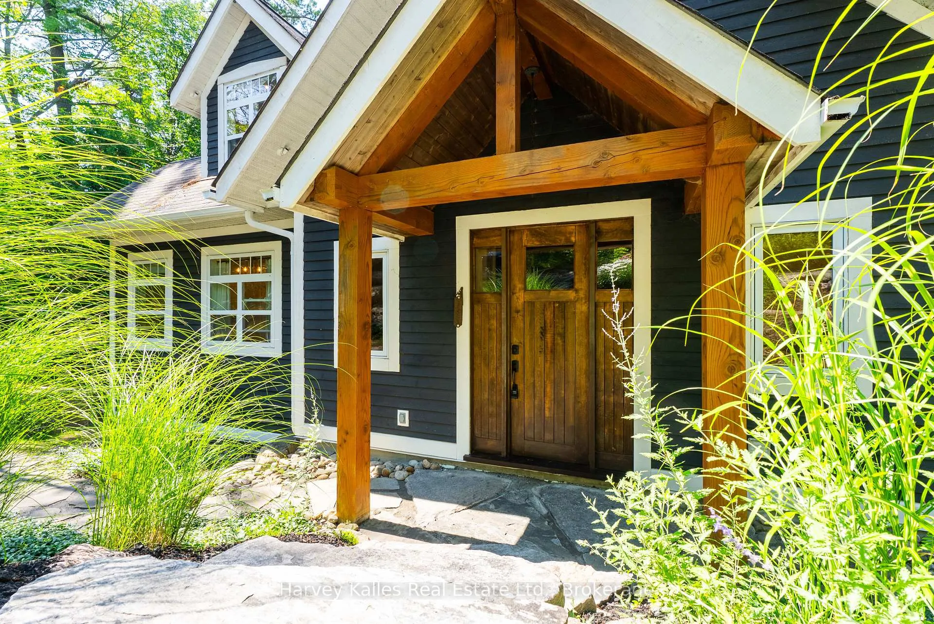 Photo 6 of 1190 Parkers Point Road, Gravenhurst, Muskoka (S) — HOMEH
