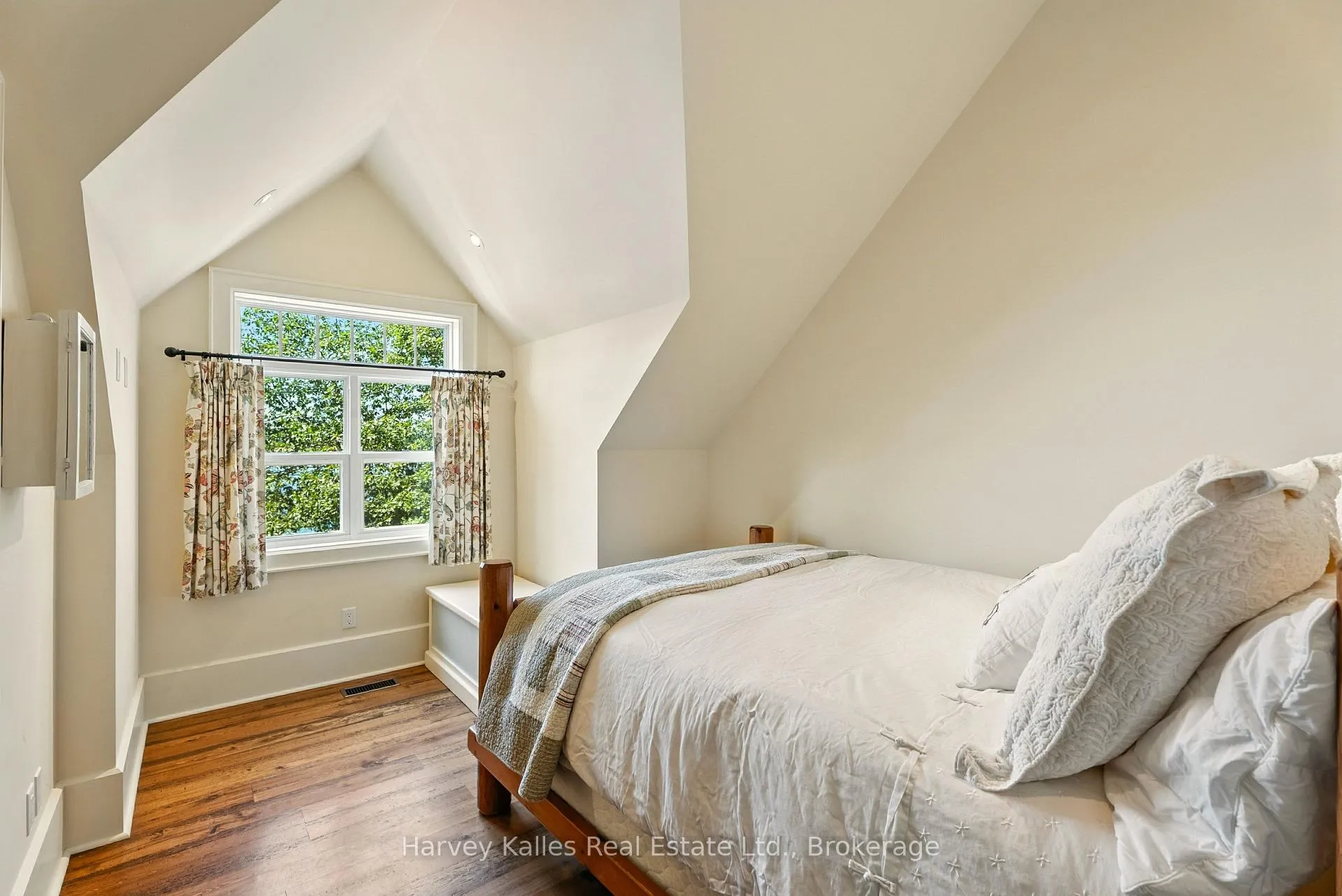 Photo 44 of 1190 Parkers Point Road, Gravenhurst, Muskoka (S) — HOMEH