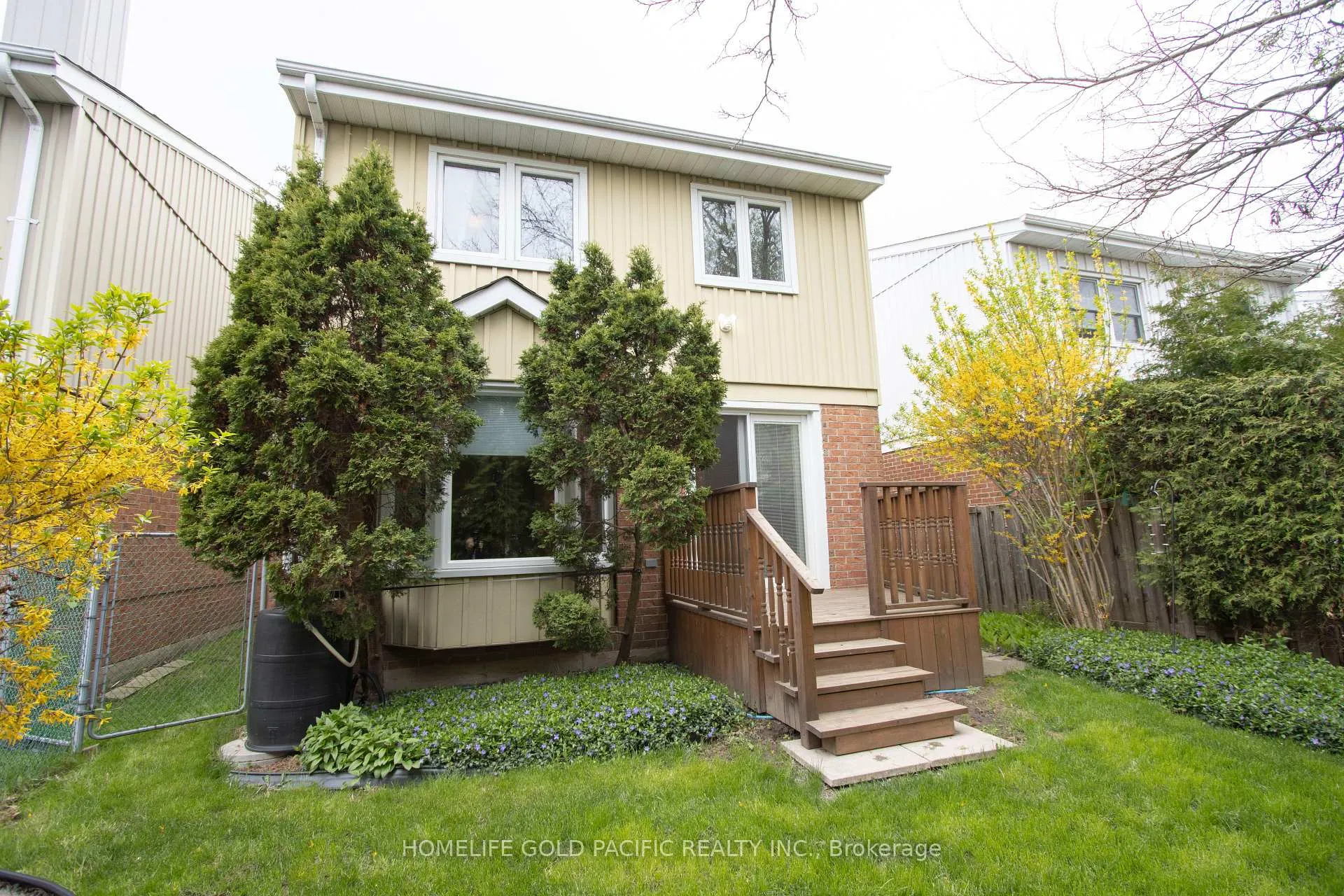 Photo 40 of 74 Belinda Square, Scarborough, Steeles — HOMEH