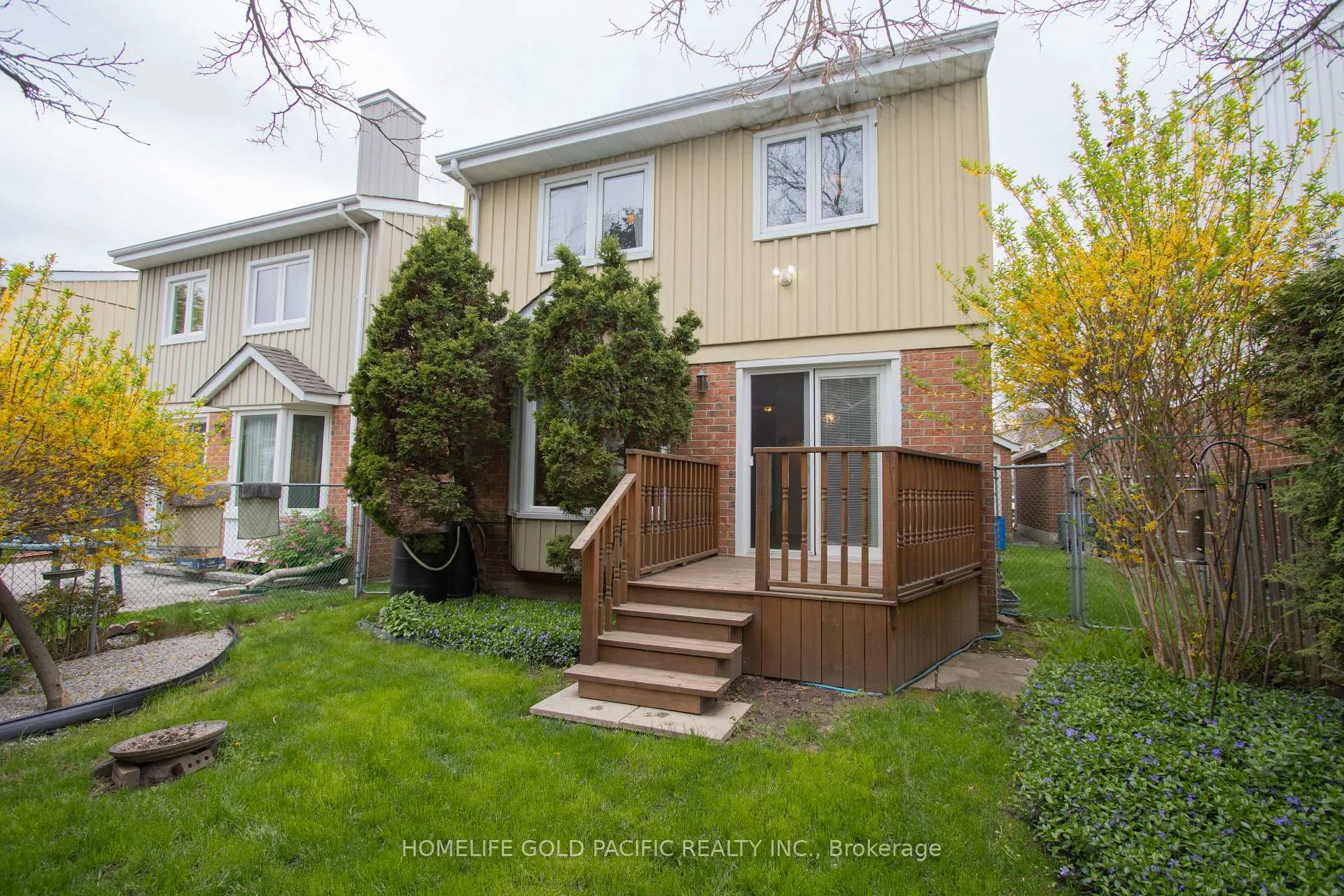 Photo 41 of 74 Belinda Square, Scarborough, Steeles — HOMEH