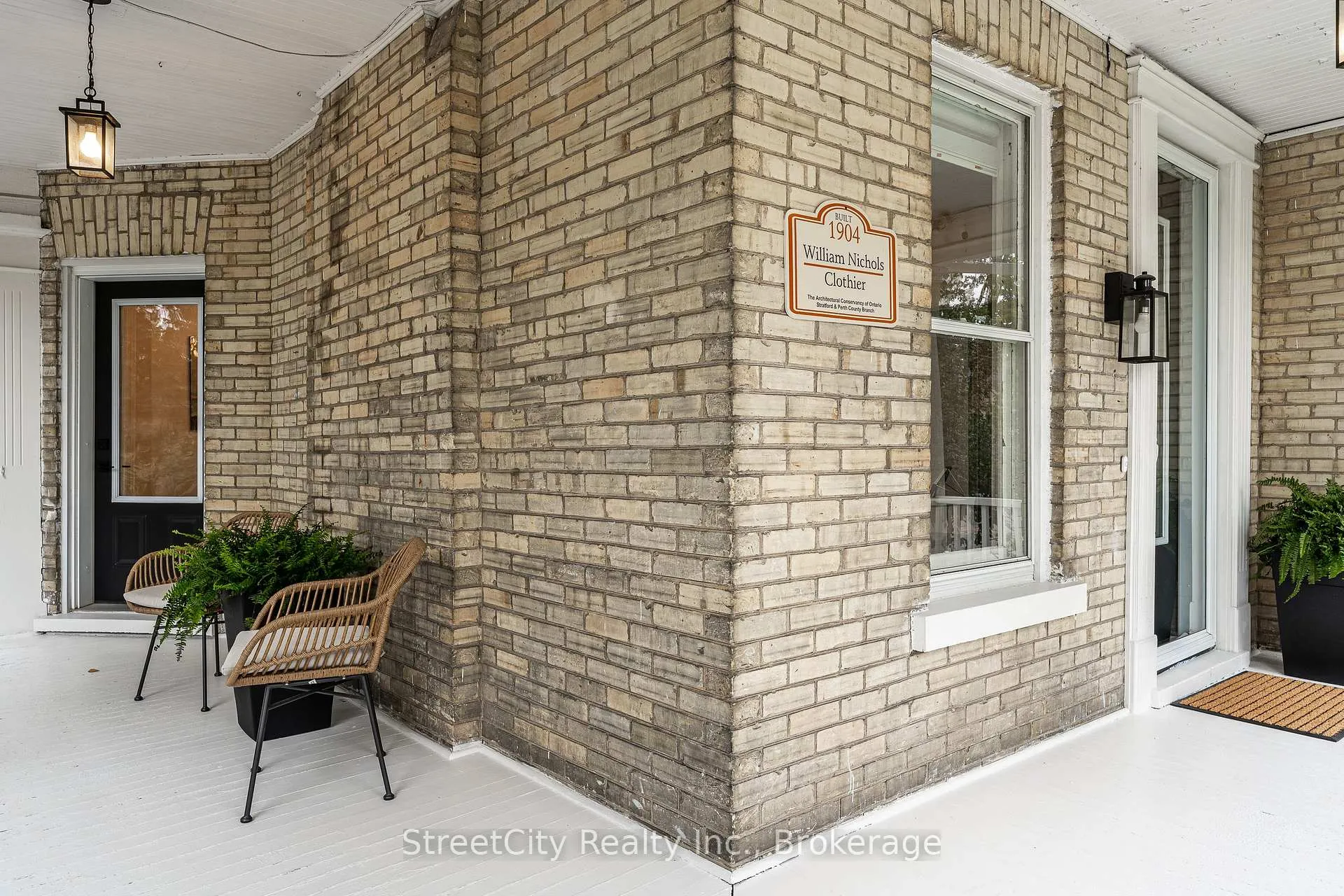 Photo 5 of 18 Waterloo Street N, Stratford — HOMEH