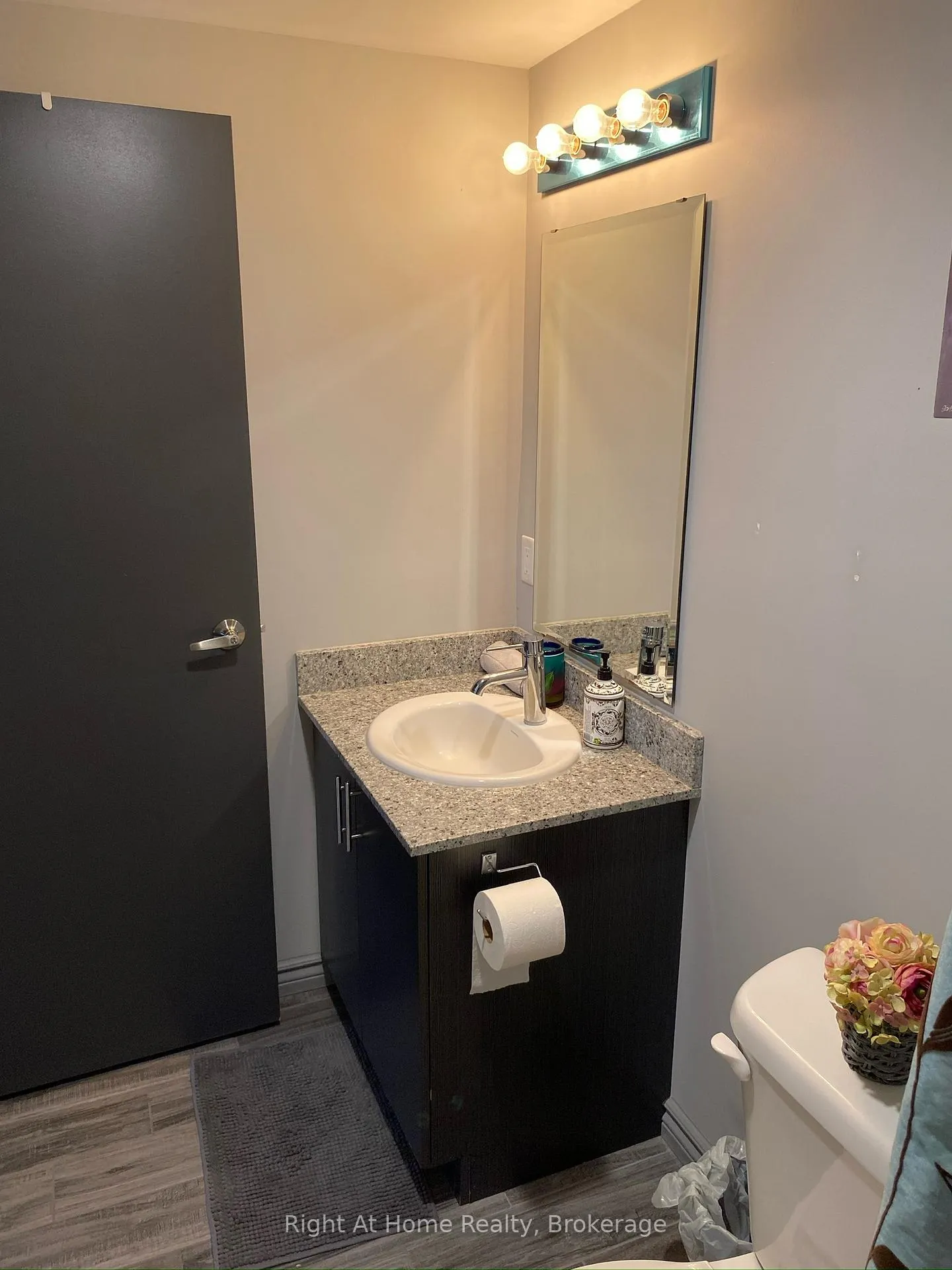 Photo 15 of Unit G310, 275 Larch Street, Waterloo, Beechwood/University — HOMEH