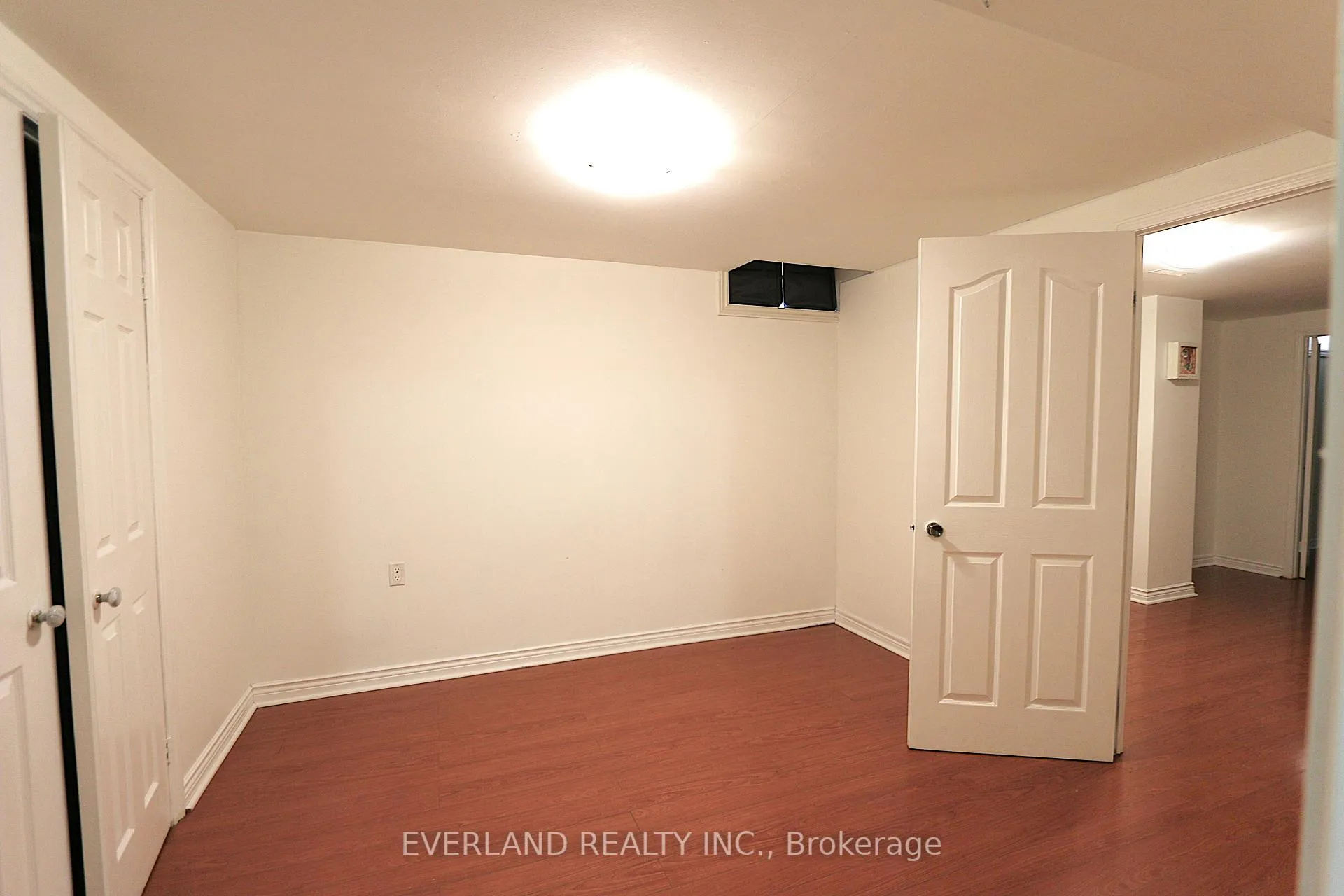 Photo 8 of 47 Jimston Drive, Markham, Milliken Mills East — HOMEH