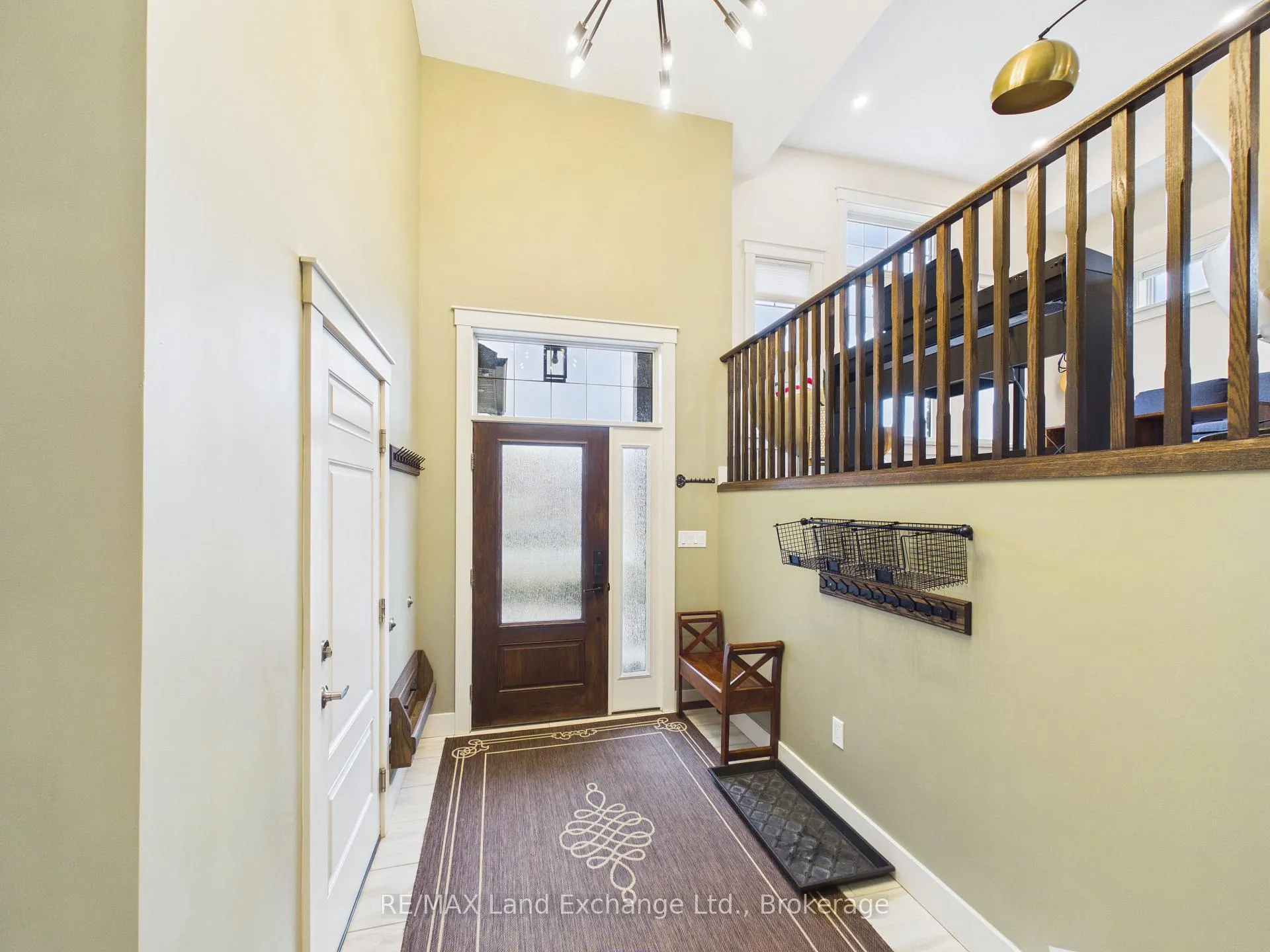 Photo 5 of 13 Lakefield Drive, Kincardine — HOMEH