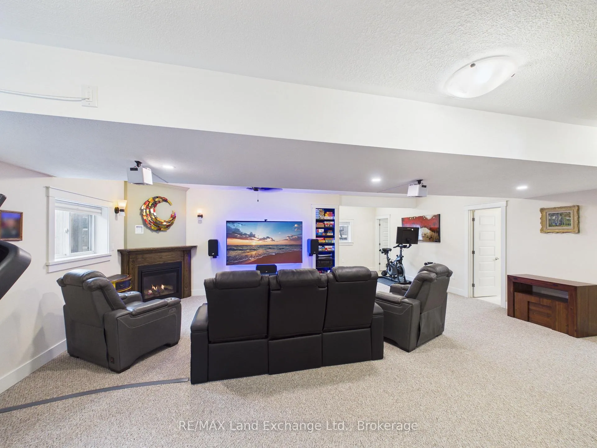 Photo 22 of 13 Lakefield Drive, Kincardine — HOMEH