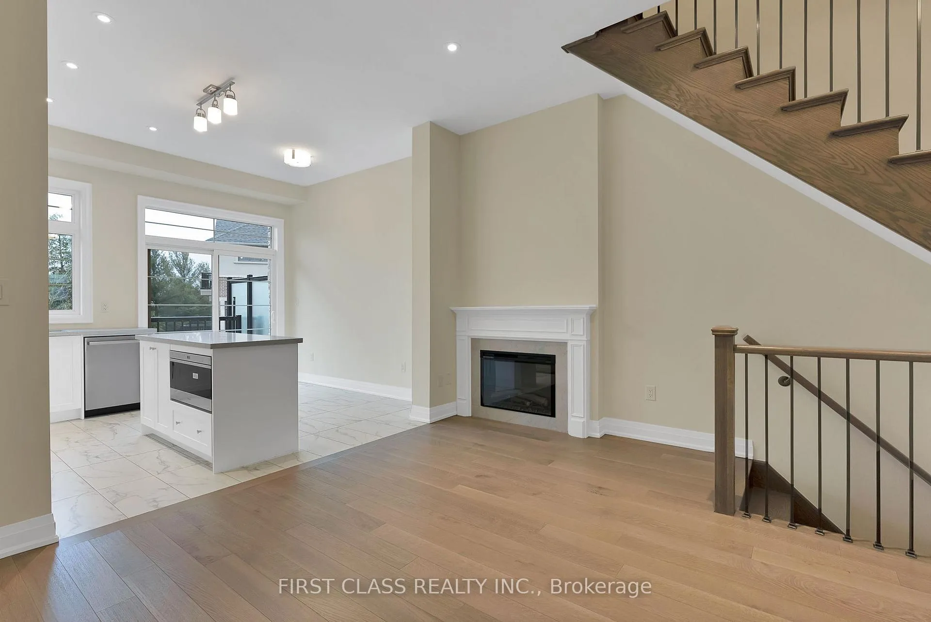 Photo 4 of 4289 Major Mackenzie Drive, Markham, Angus Glen — HOMEH