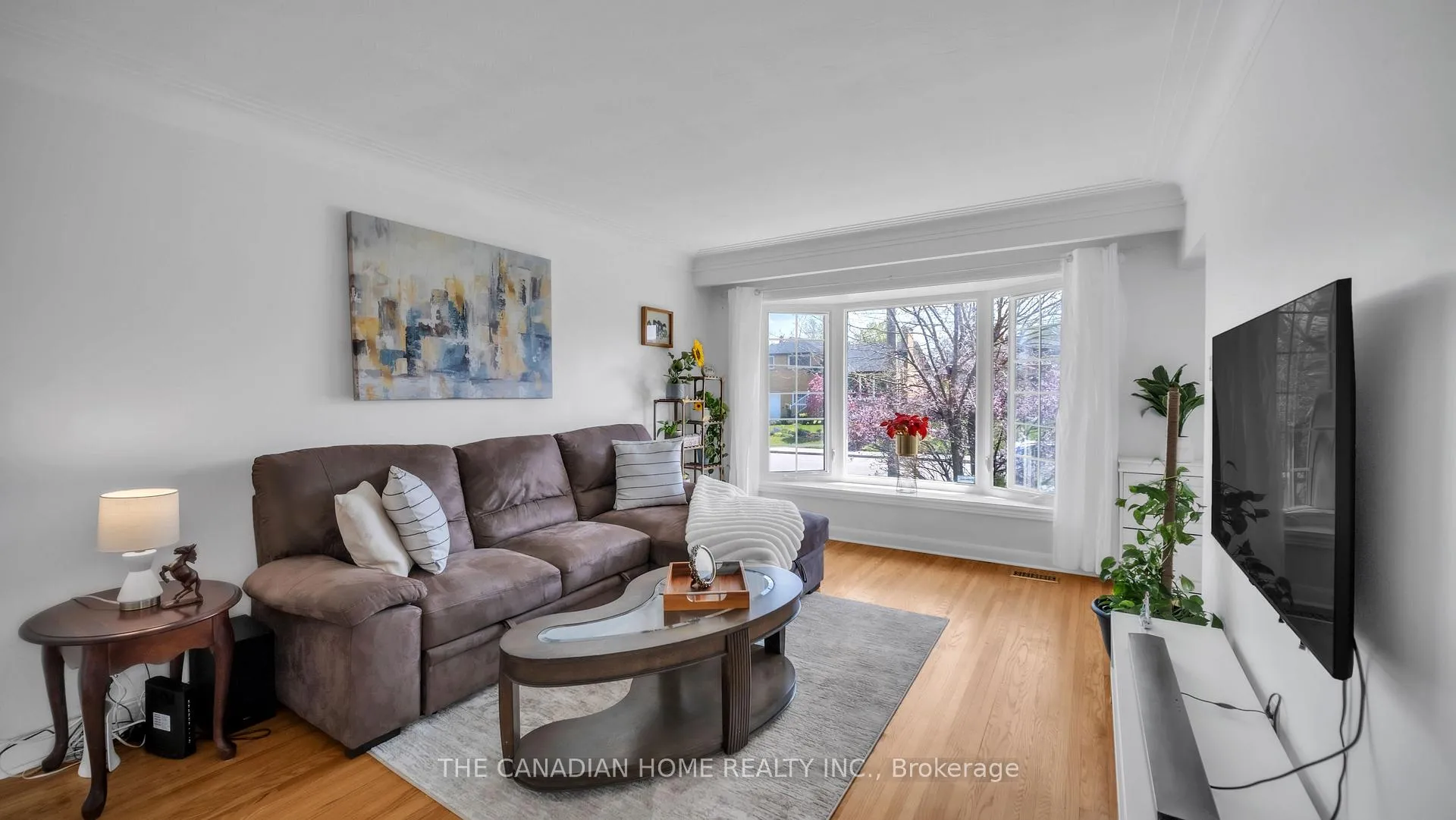 Photo 5 of 196 Tuxedo Ave, Hamilton, Delta — HOMEH