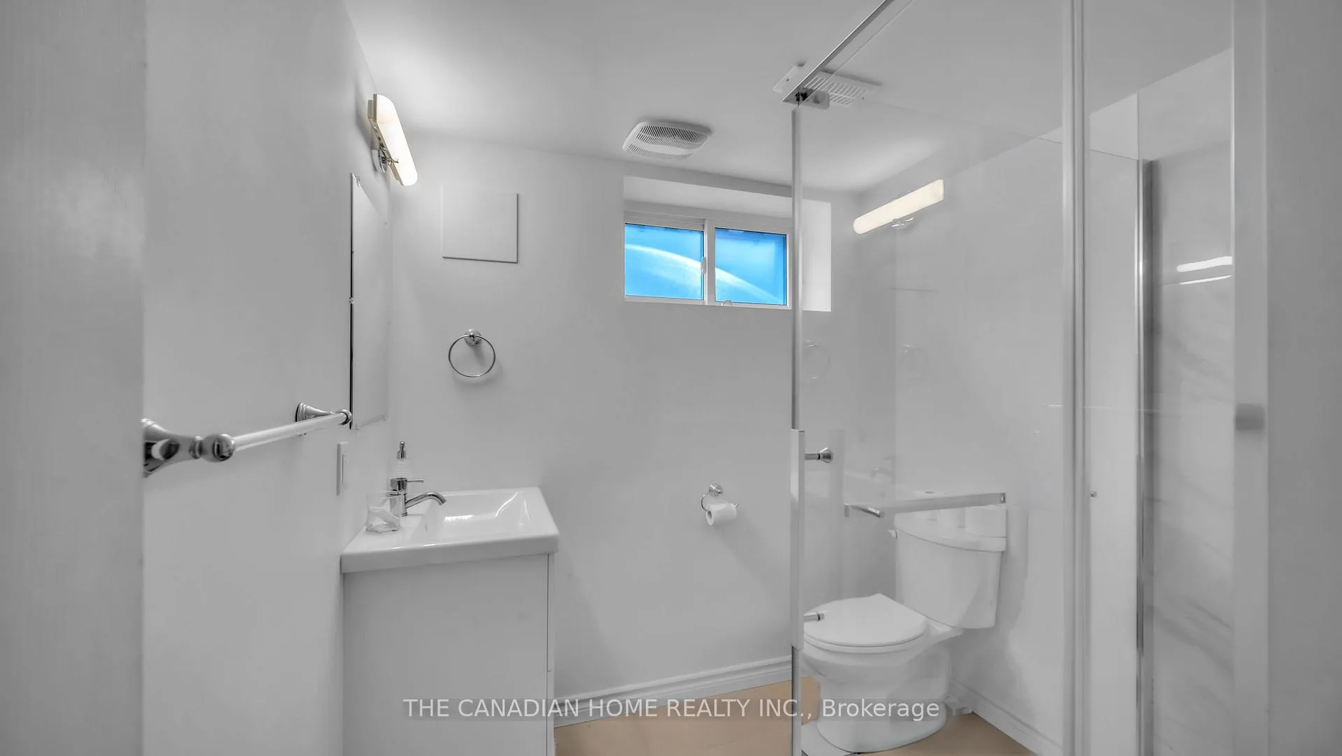 Photo 18 of 196 Tuxedo Ave, Hamilton, Delta — HOMEH