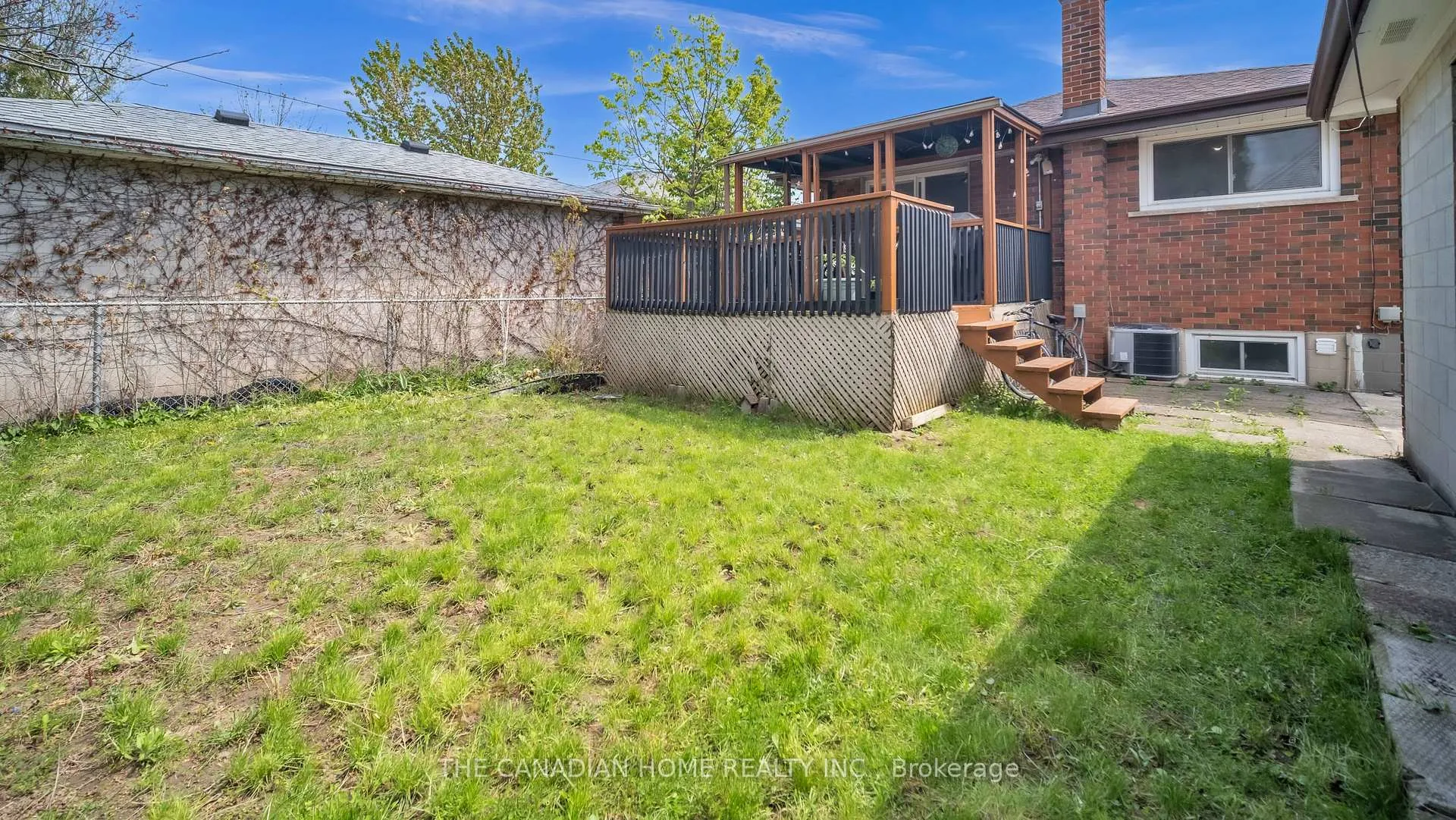 Photo 23 of 196 Tuxedo Ave, Hamilton, Delta — HOMEH