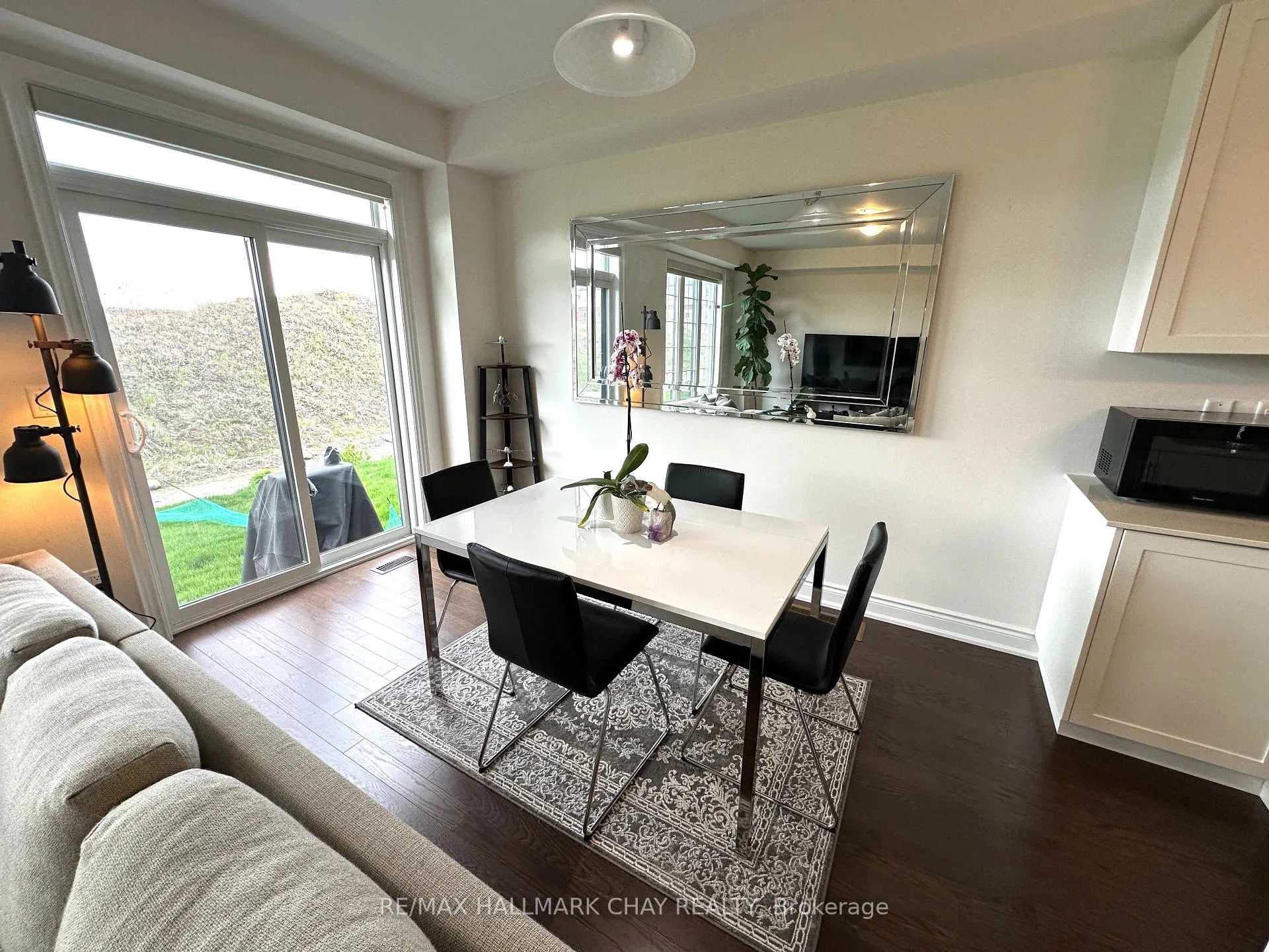 Photo 7 of 74 Phoenix Boulevard, Barrie, Rural Barrie Southeast — HOMEH