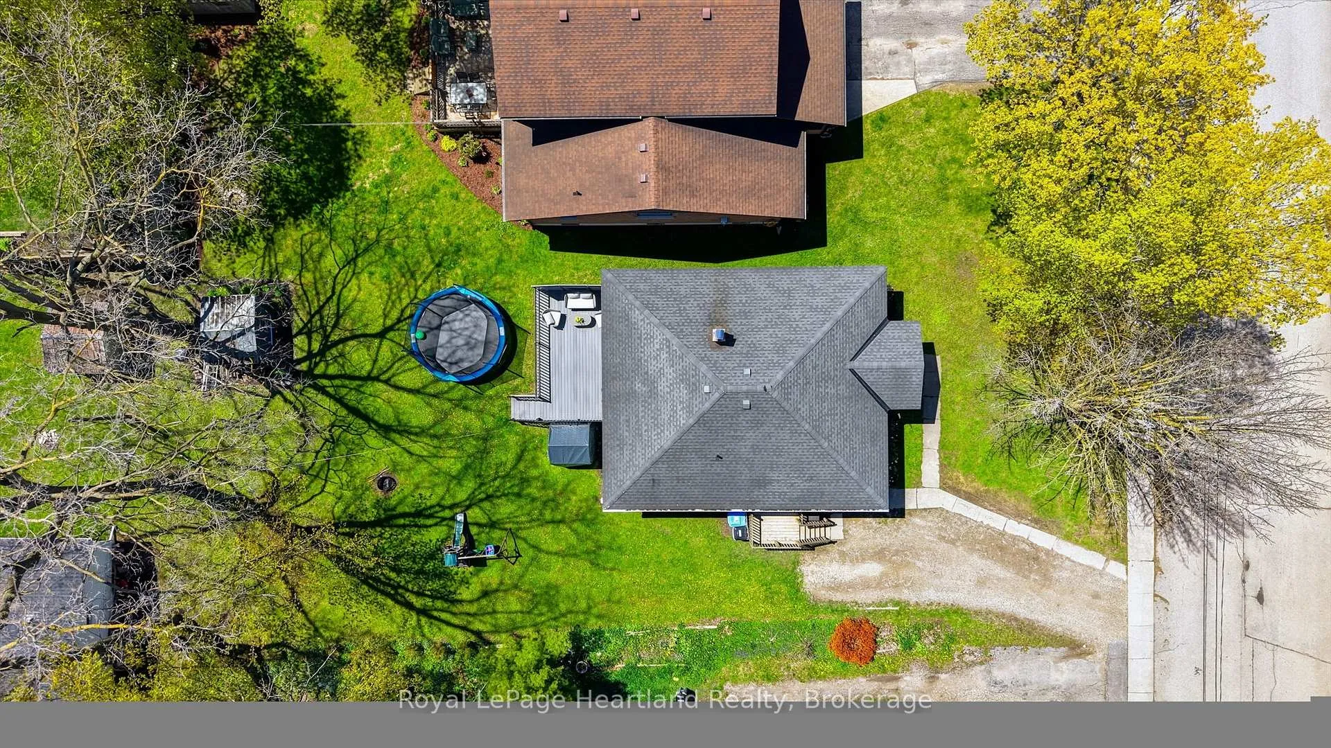 Photo 2 of 533 Ainley Street, Huron East, Brussels — HOMEH
