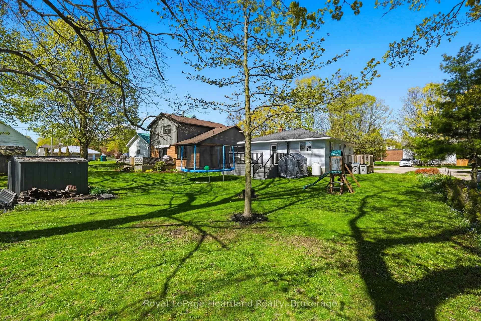 Photo 24 of 533 Ainley Street, Huron East, Brussels — HOMEH