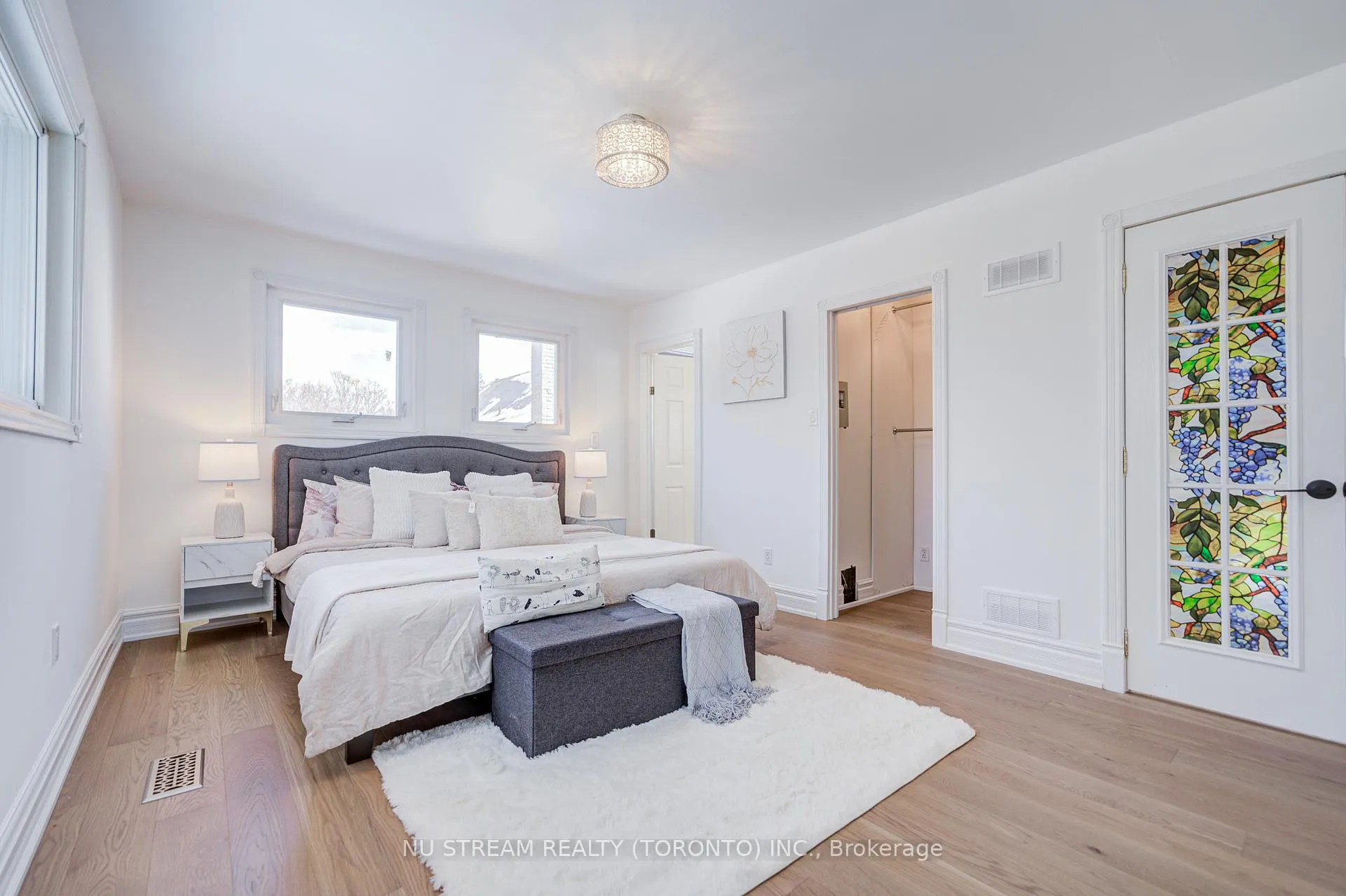 Photo 21 of 8 Hemingway Crescent, Markham, Unionville — HOMEH
