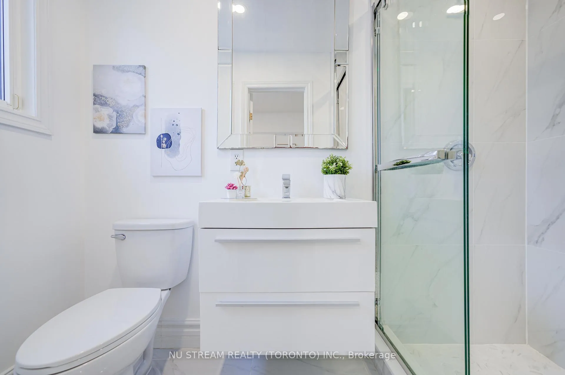 Photo 26 of 8 Hemingway Crescent, Markham, Unionville — HOMEH