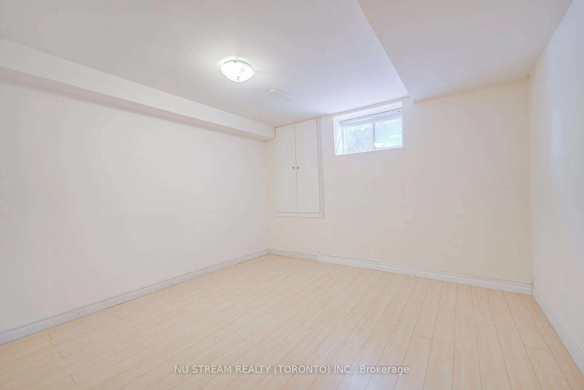 Photo 36 of 8 Hemingway Crescent, Markham, Unionville — HOMEH