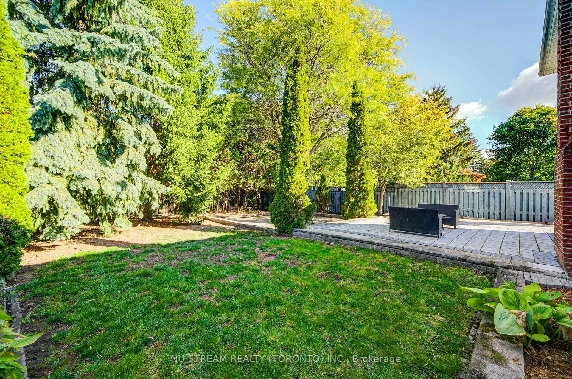 Photo 44 of 8 Hemingway Crescent, Markham, Unionville — HOMEH