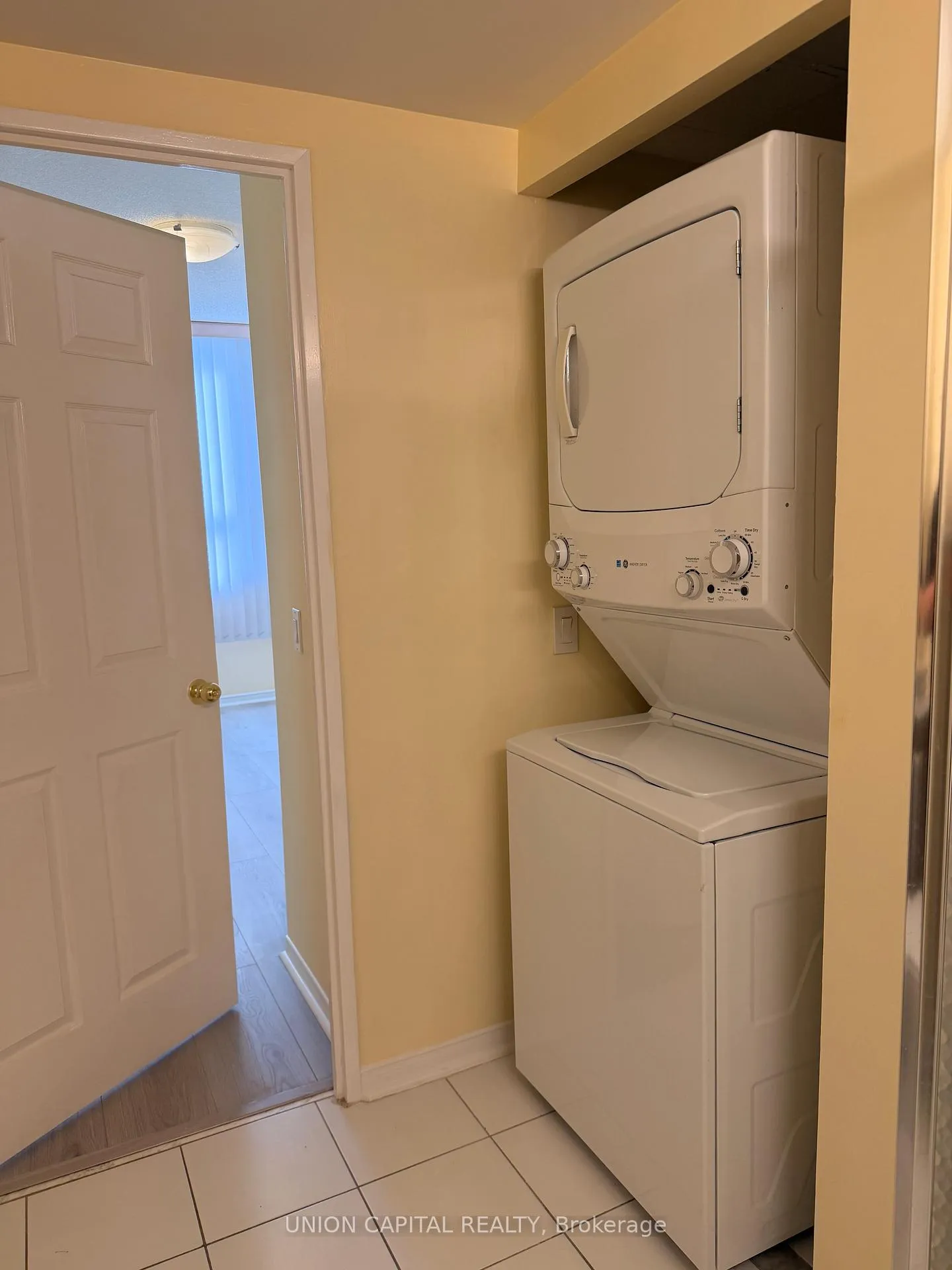 Photo 12 of Unit 311, 7398 Yonge Street, Vaughan, Crestwood-Springfarm-Yorkhill — HOMEH