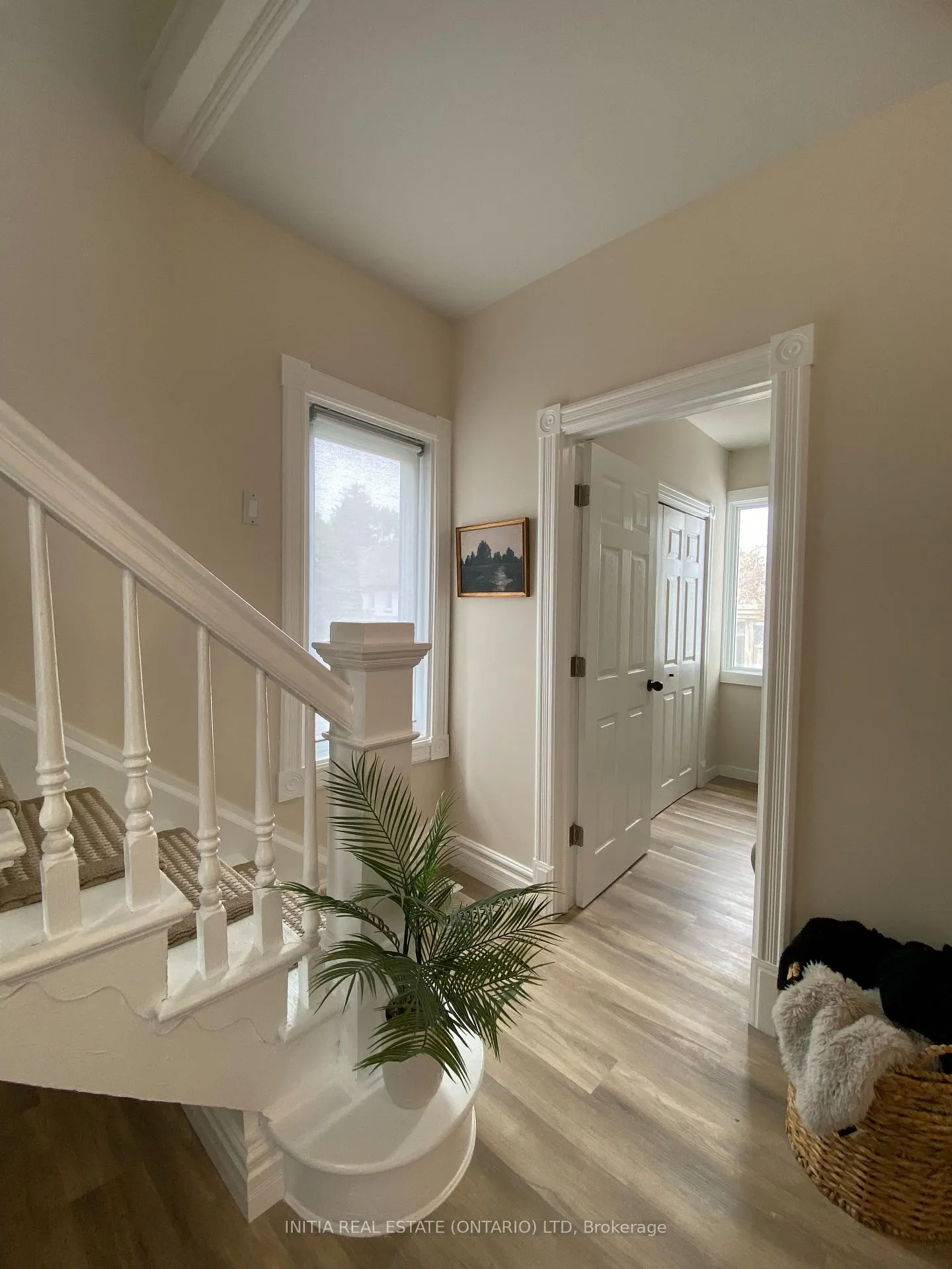 Photo 17 of 114 Ann Street, Sarnia — HOMEH